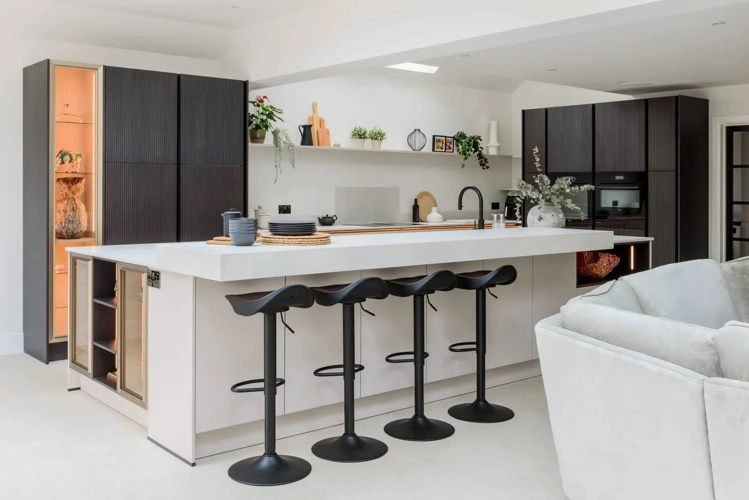 Bold and luxurious Nolte Neo kitchen in burned oak