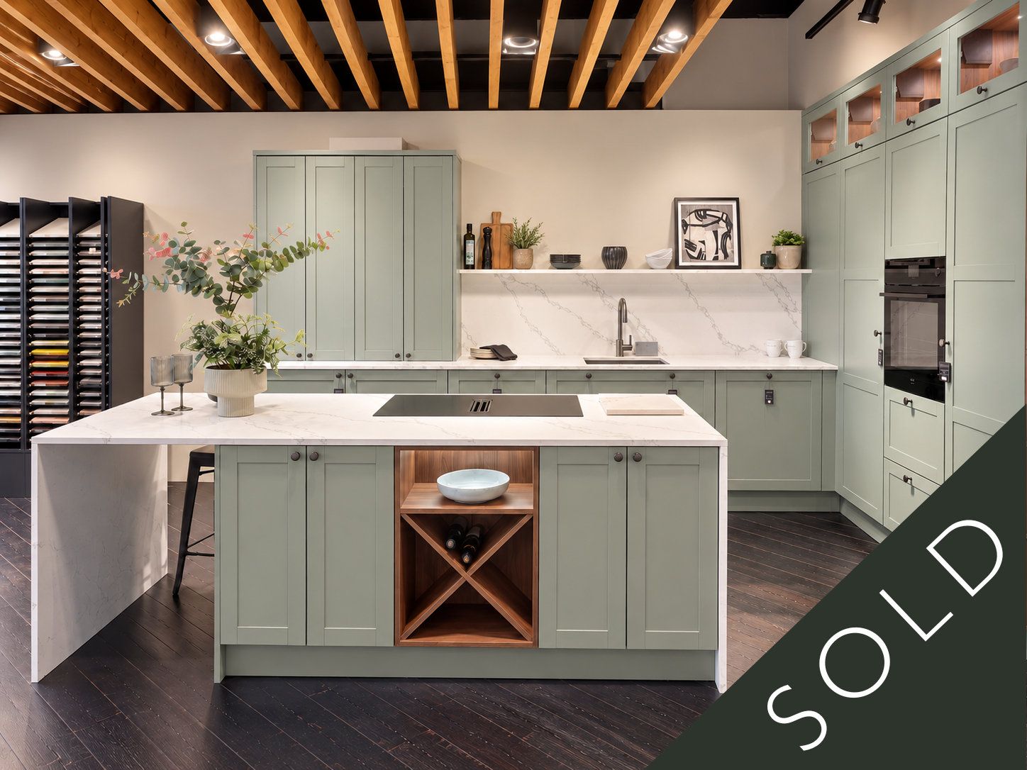 Ex Display Masterclass Kensington Willow Tuscan Walnut Large Kitchen SOLD
