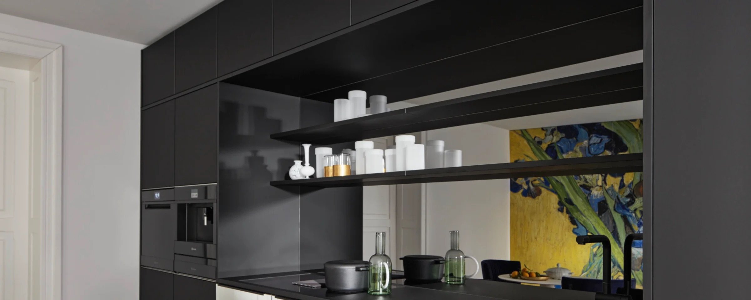 NK28524_neo_MIRROR___Spiegel_getoent___Plus___Schw (1).jpeg