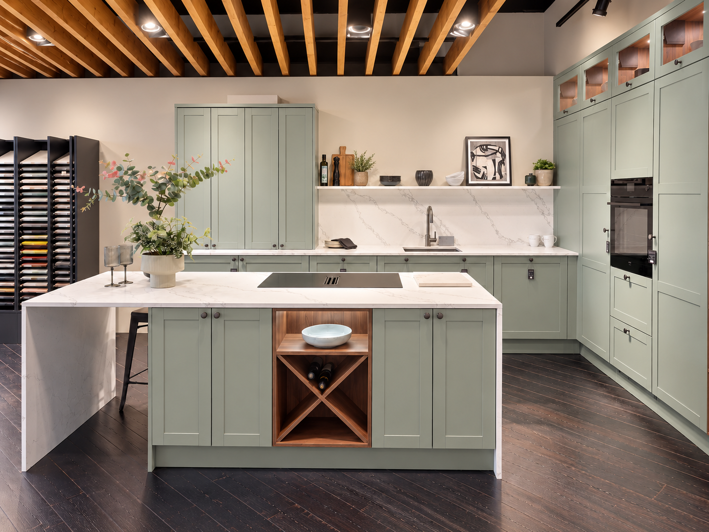 Ex Display Masterclass Kensington Willow Tuscan Walnut Large Kitchen (RRP
£31,000) Sale £14,450