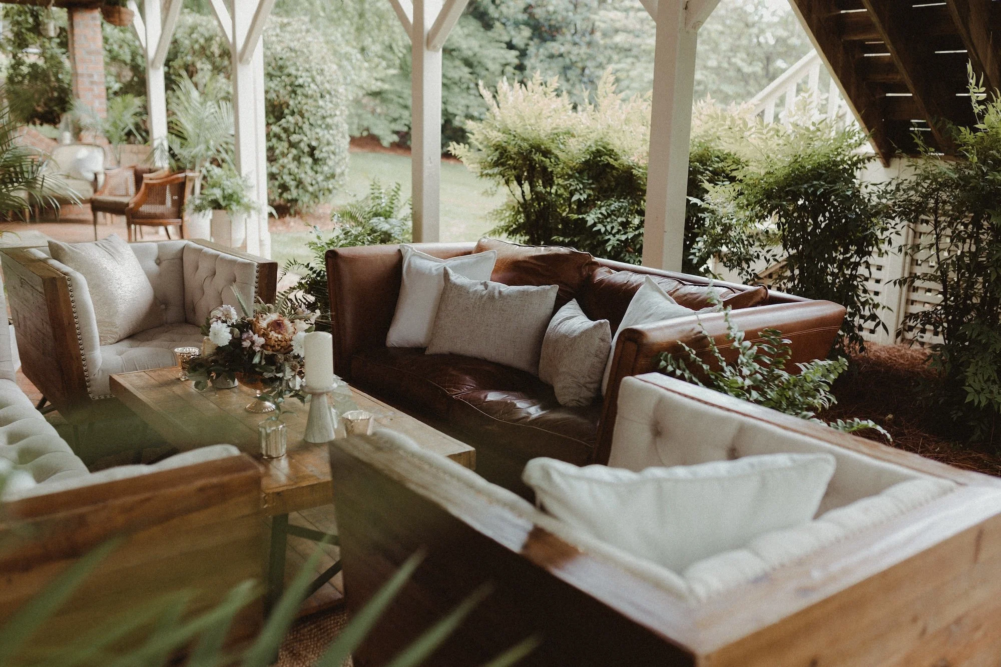 Staged sitting area ready for wedding reception guests, 2019 |  Staging: Greenhouse Picker Sisters; Photo: House of Ivy 
