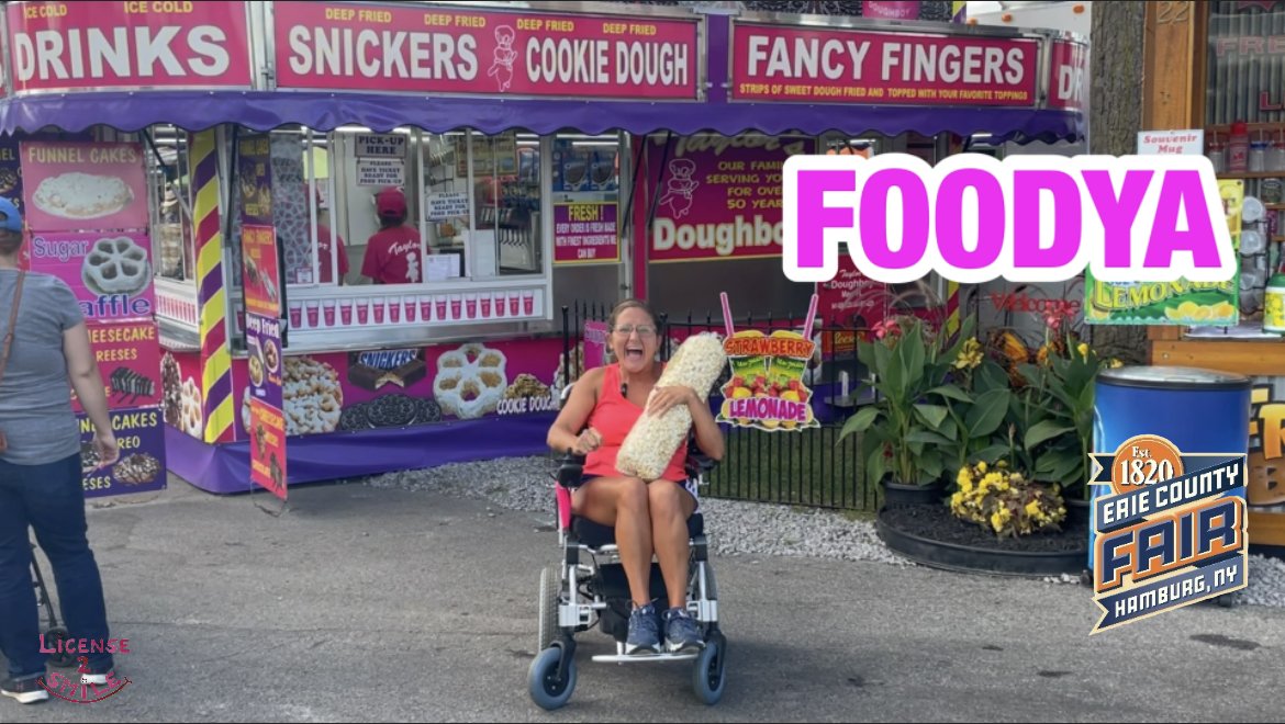 FOODYA 🍿🌭🍕🍦🍟🙂