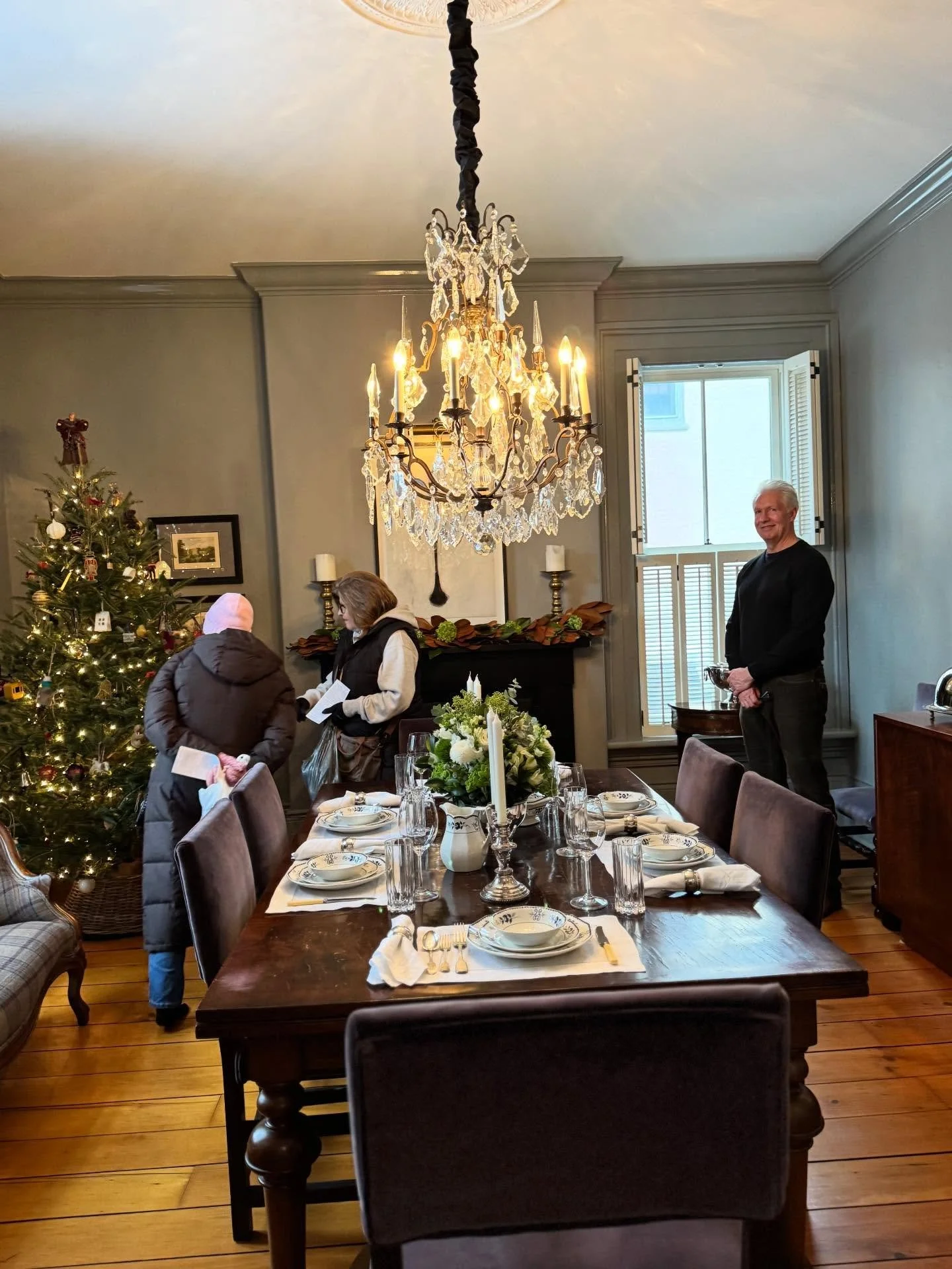 This past week was nutty busy! Between keeping up with regular work, a photo shoot at the Trafalgar cottage/home I&rsquo;ve been working on for the past year plus with photographer @Valeriewilcox, and wrapping up my Movember initiative, it was alread