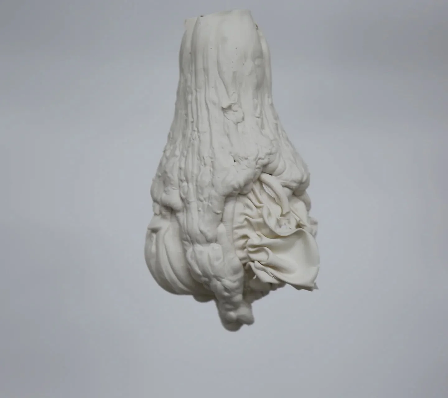 // Issue 69 - Foraging - Nature as an Art Process //

Artist: Yimou Huang

https://sites.google.com/view/yimouhuang/

@hym.2359

Description: Wandering air investigates the transformation of matter under the influence of unseen natural forces, guided