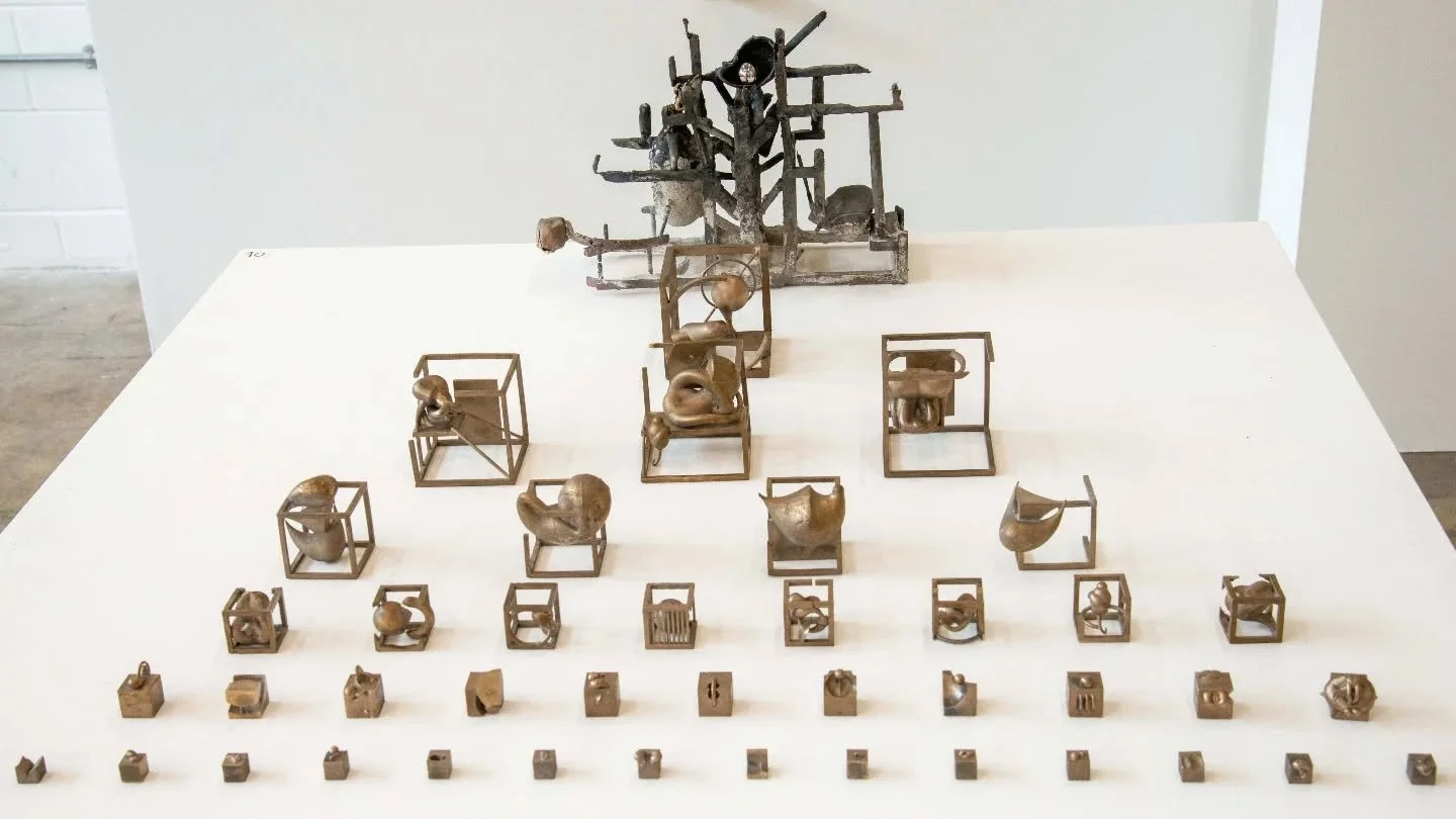 // Issue 70 - The Fragmented Body //

Ravi Modi

@ravianartist

Snellen Chart

Description: This work revisits the Snellen chart, the 1862 medical tool designed to measure visual acuity and define the &ldquo;normal&rdquo; body through standardised vi