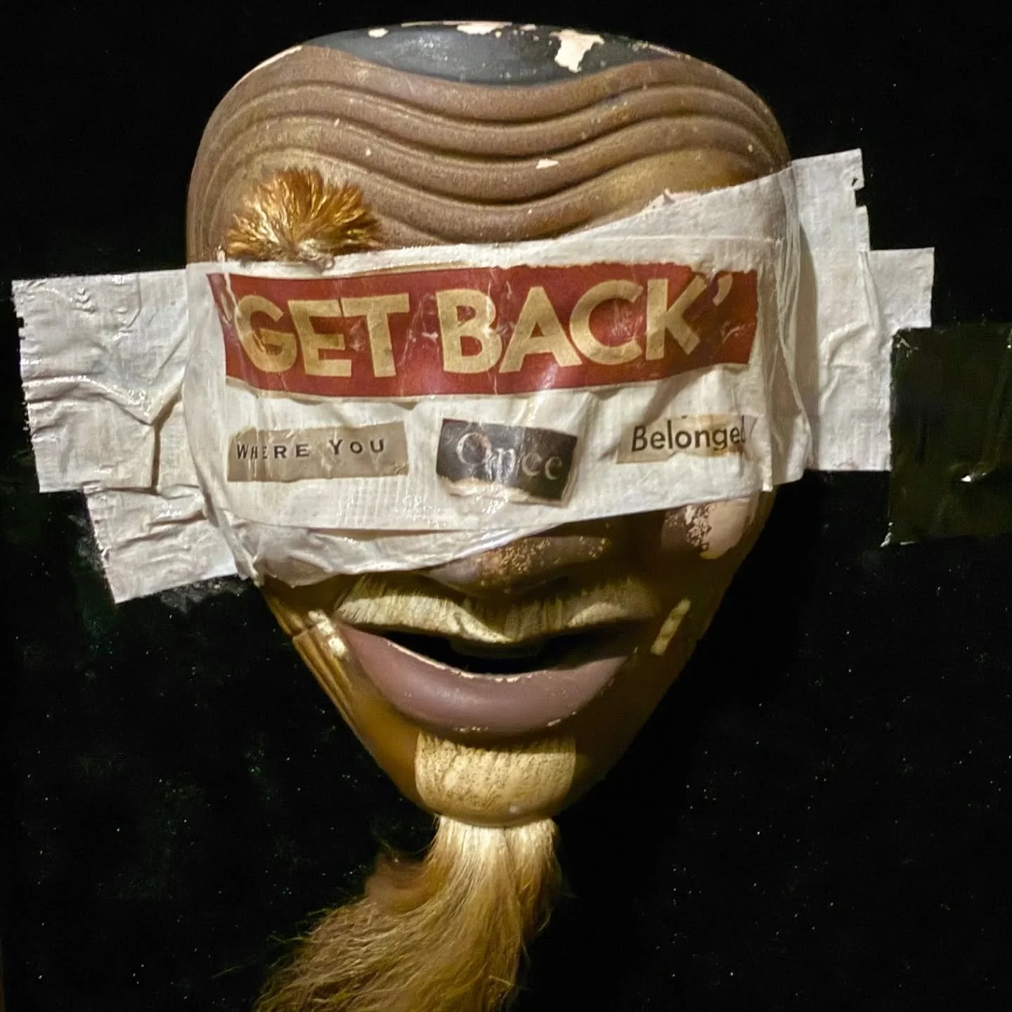 // Issue - The Liminality of Time //

Artist: Arata Nakamura

@arata_nakamura_collage

NO FACE - 60 / 90

Description: In 1969, The Beatles stood on a rooftop and sang &ldquo;Get back to where you once belonged,&rdquo; as if lamenting the passing of 
