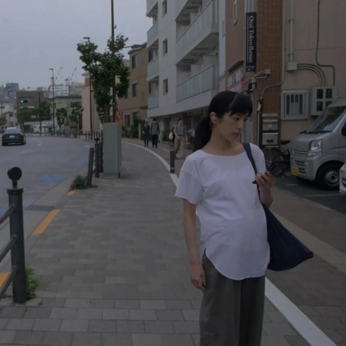 // Issue 72 - The Liminality of Time //

Artist: Koki Kisawa

https://www.asuka1992.com/en/

@kisawa_koki

on the road

Description: Duration: 7 min 41 sec Genre: Fiction / Experimental Film Concept Time is a mysterious thing. Even within the same sp