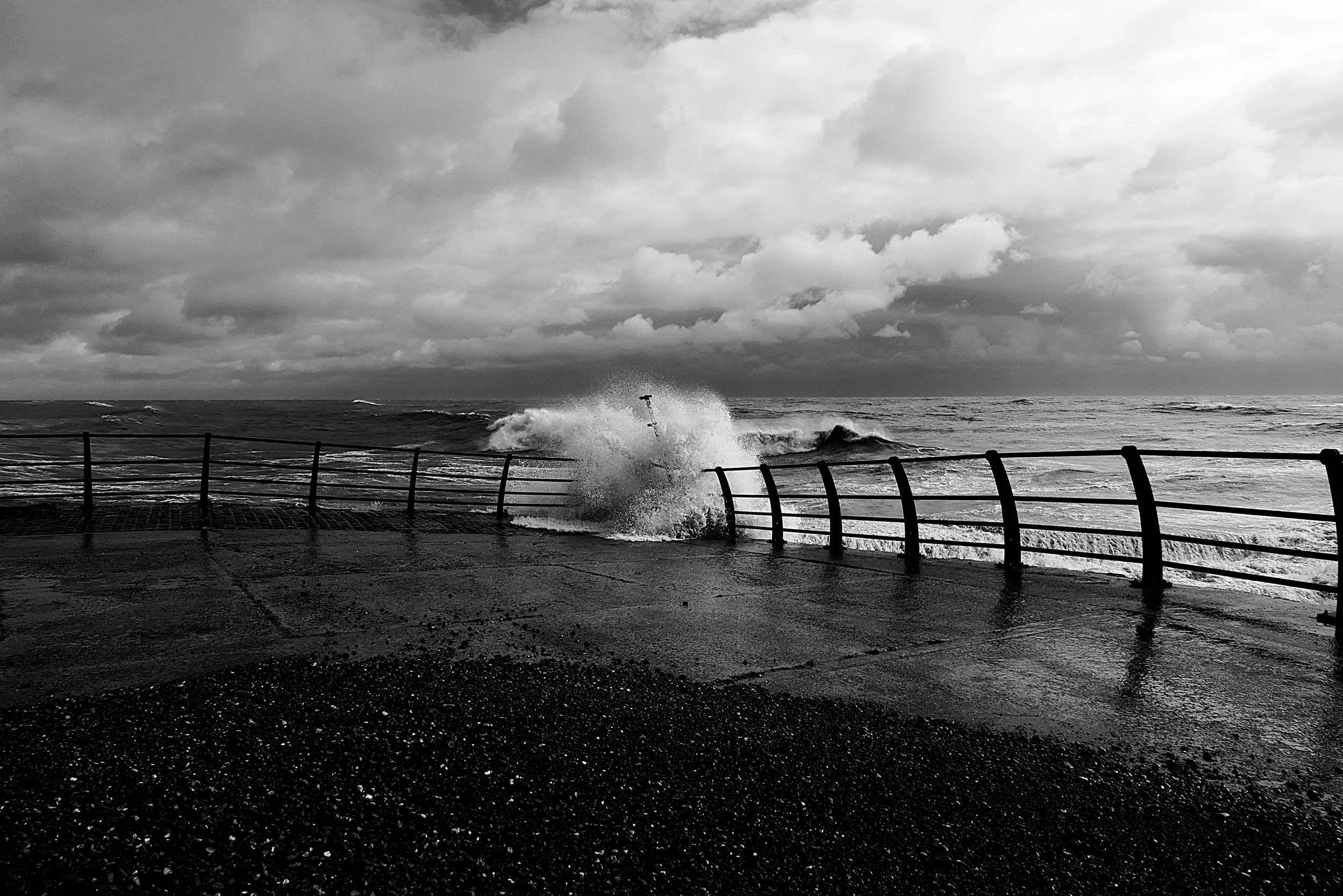 Movement waves nature photo