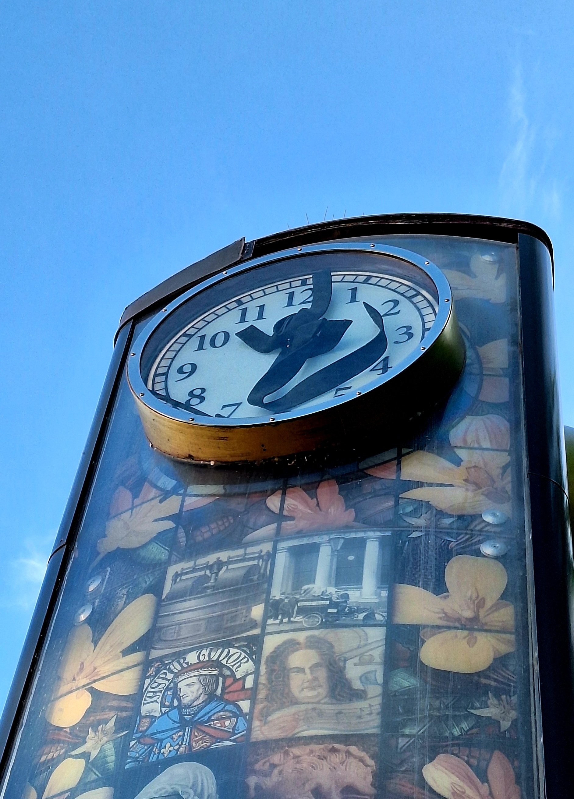Clock Time Dali