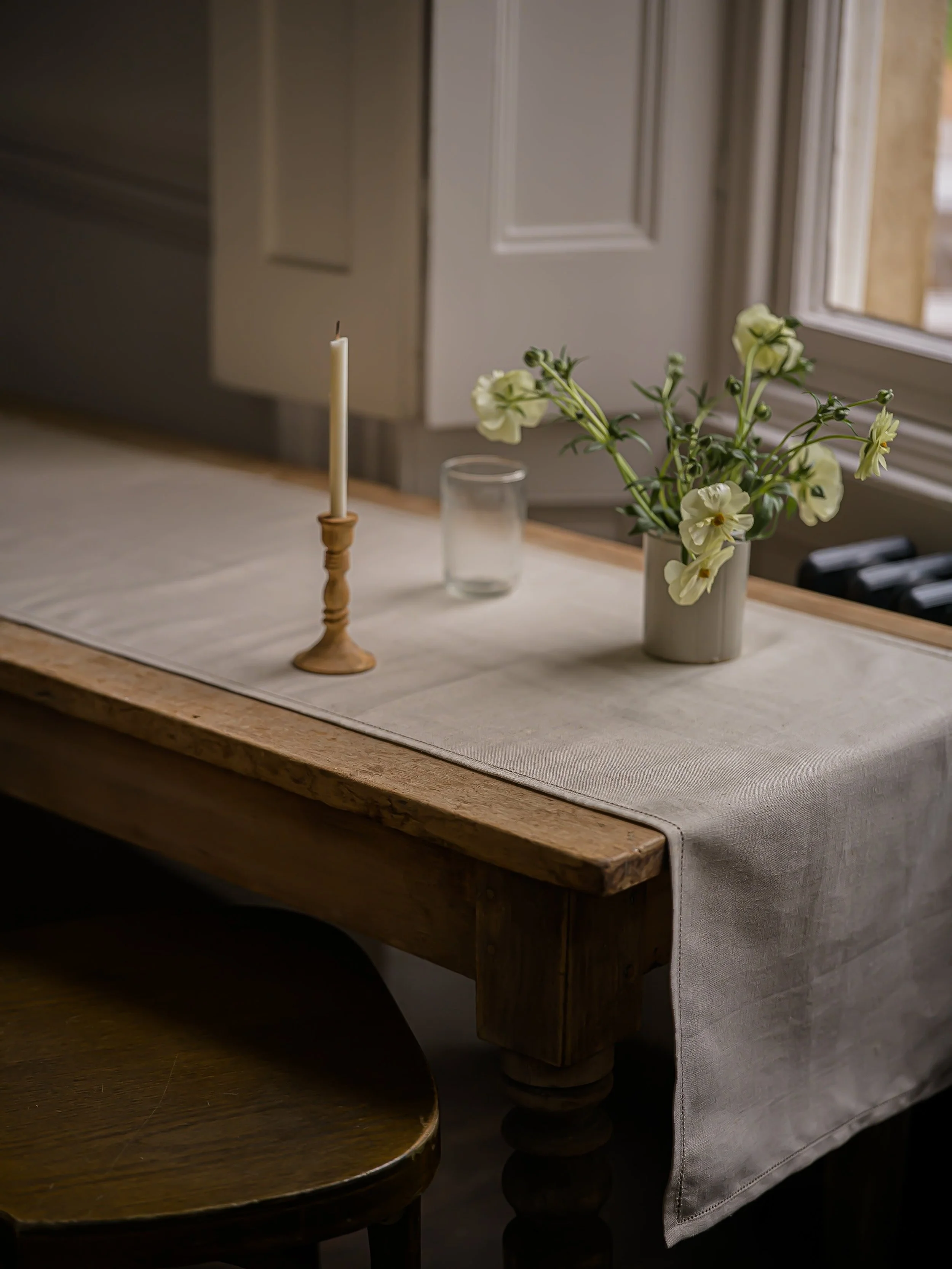 Gathered_Living_Linen_Lace_and_Hemstitch_Collection_SS26_Image_18.jpg