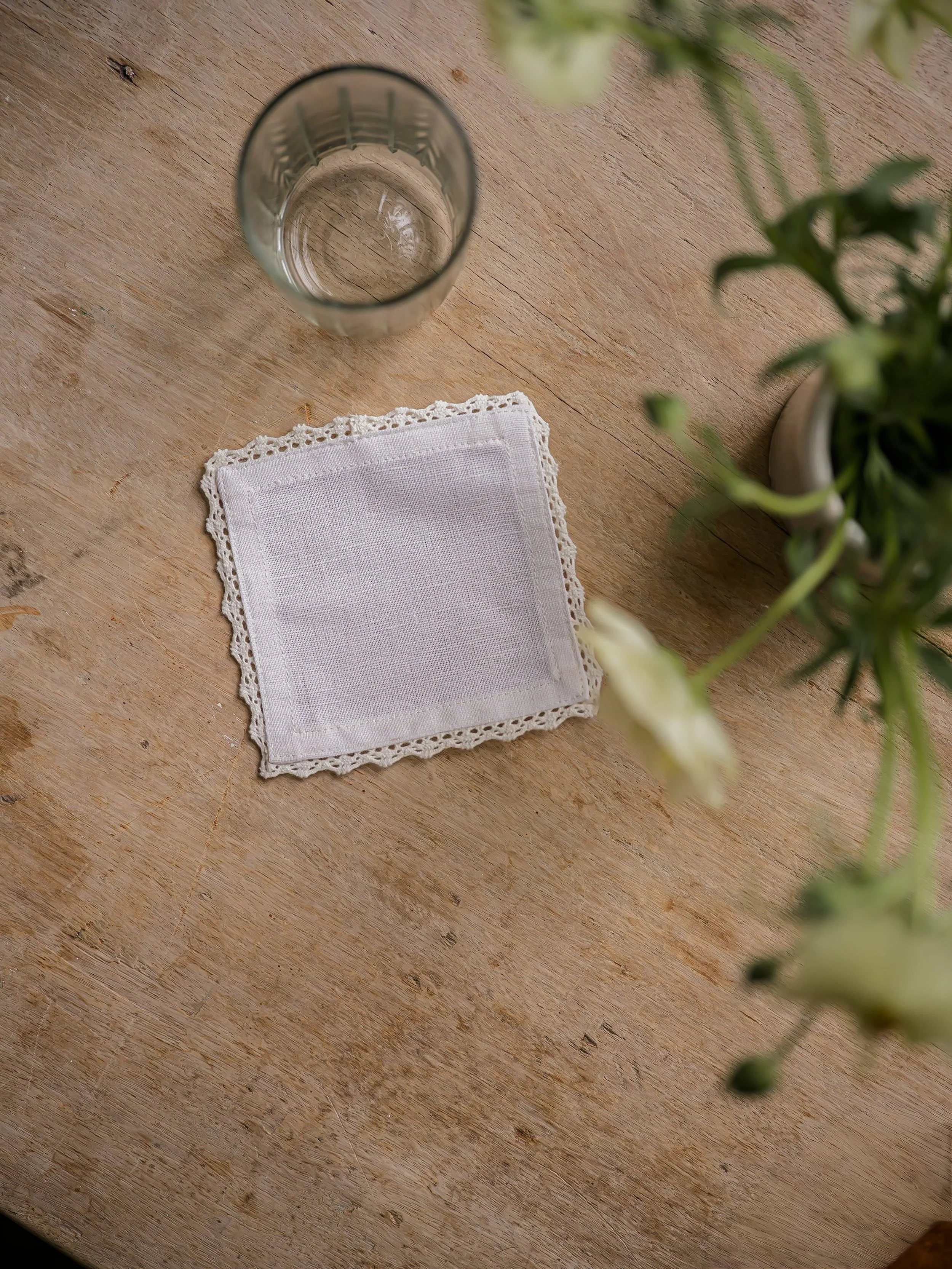 Gathered_Living_Linen_Lace_and_Hemstitch_Collection_SS26_Image_45.jpg