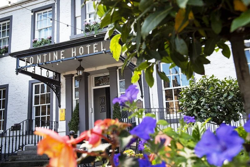 Tontine Hotel in bloom credit Gareth Easton.jpg