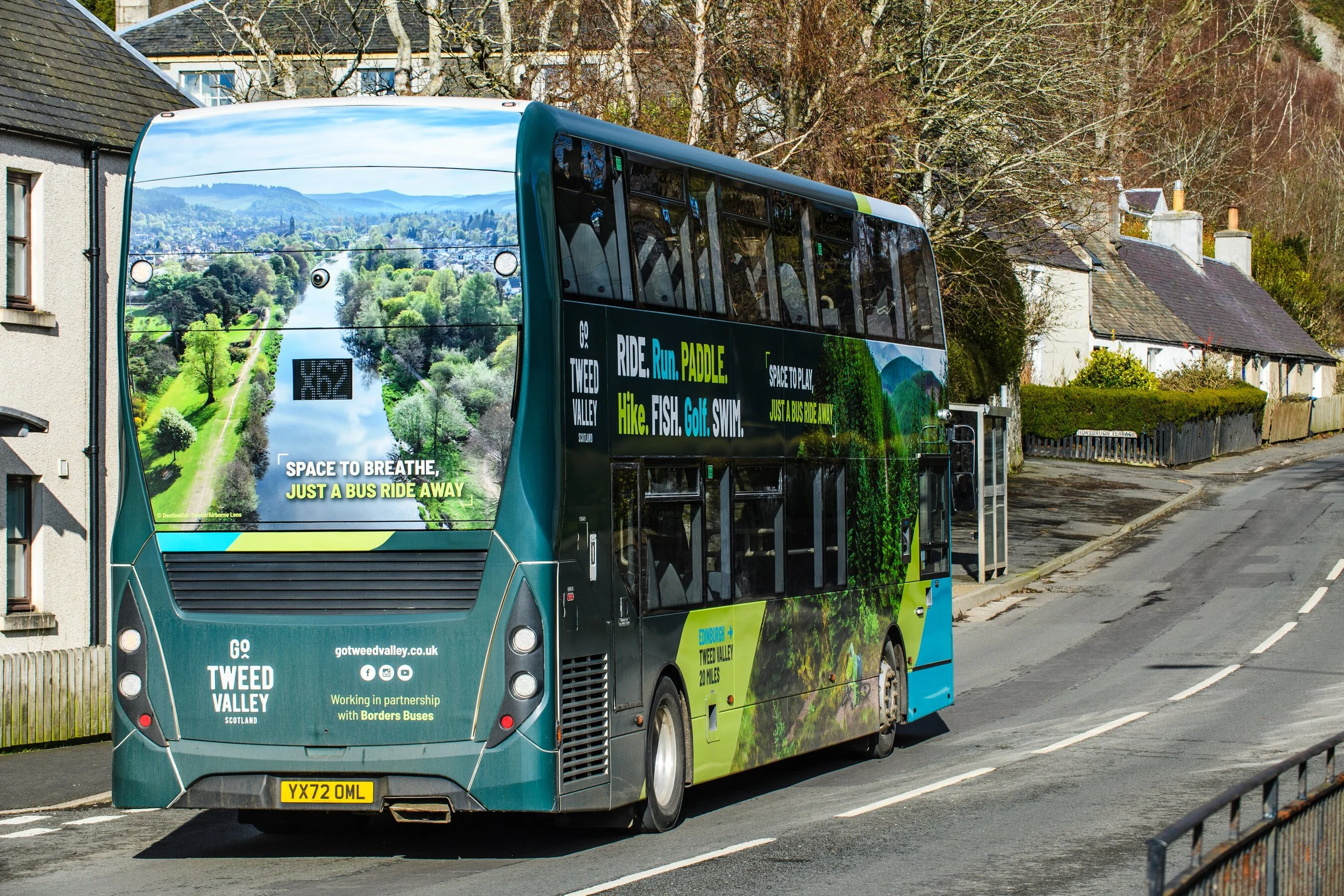 rsz_1gtvbus004_2.jpg