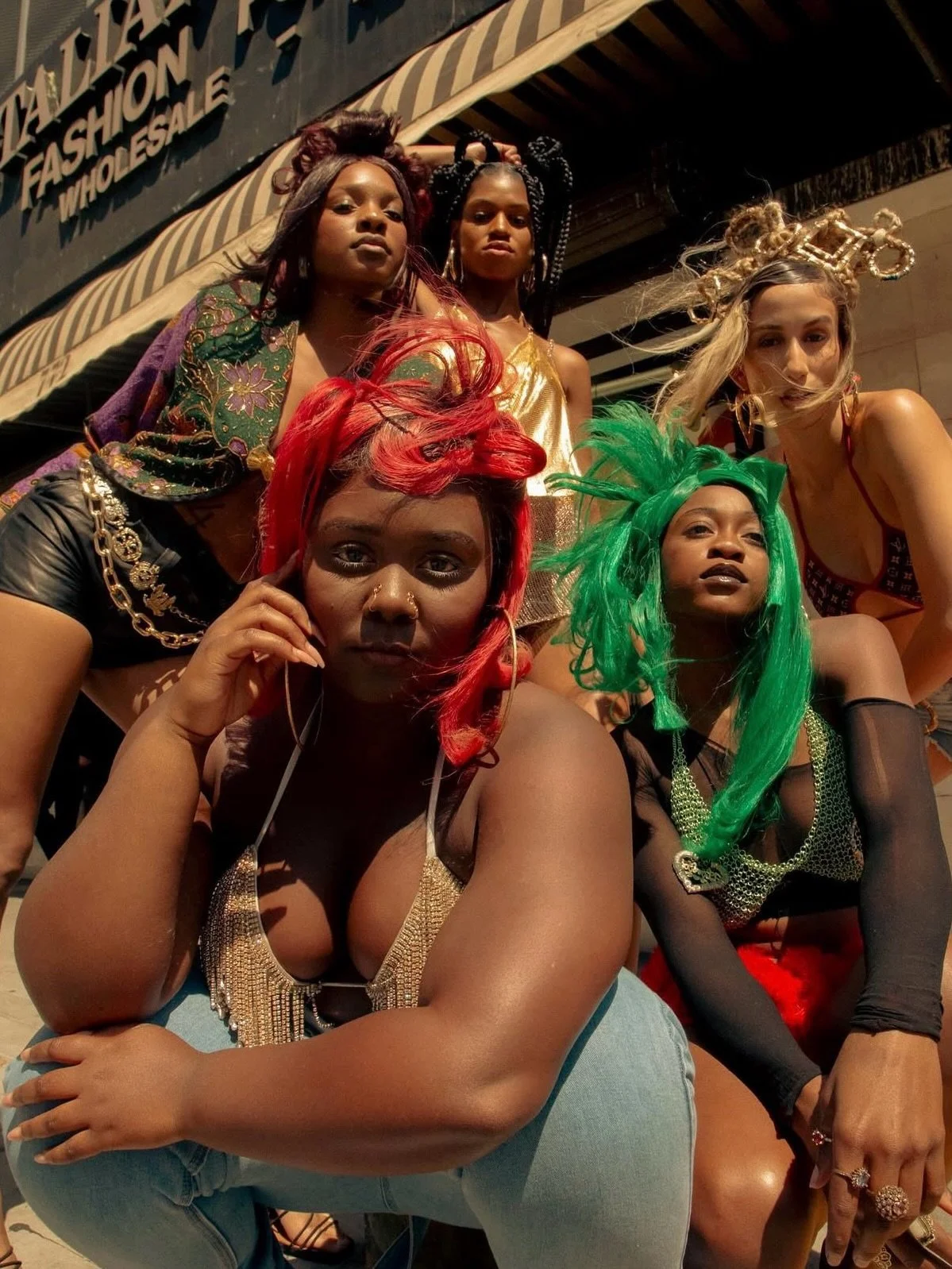 Mazi Smazi (@mazismazi) is a multidisciplinary creative working at the intersection of movement, image, and identity. ⁣
⁣
Rooted in her Haitian-Indigenous heritage, her work translates lived experience into visual language that feels both personal an