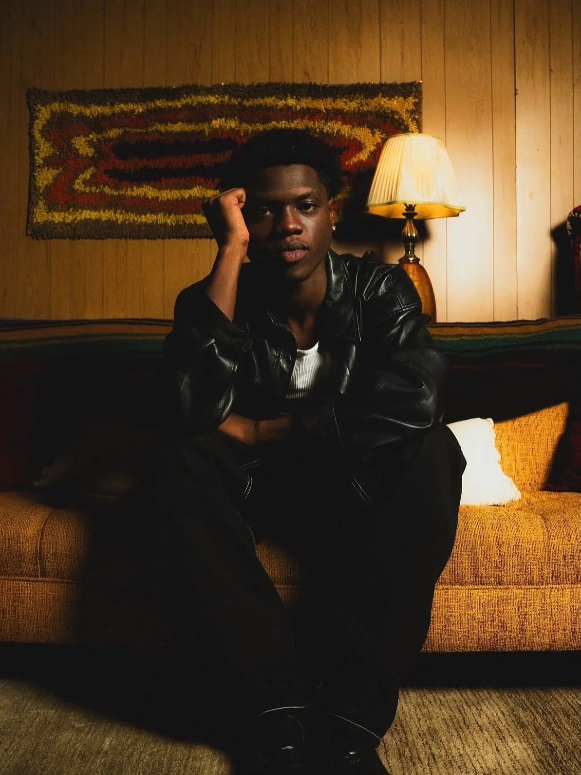 The journey of Jay Safari (@whoisjaysafari) is rooted in growth, intention, and sound that continues to evolve. From Ocala, Florida, he&rsquo;s been building his lane step by step&mdash;turning early releases into a foundation for something greater.⁣