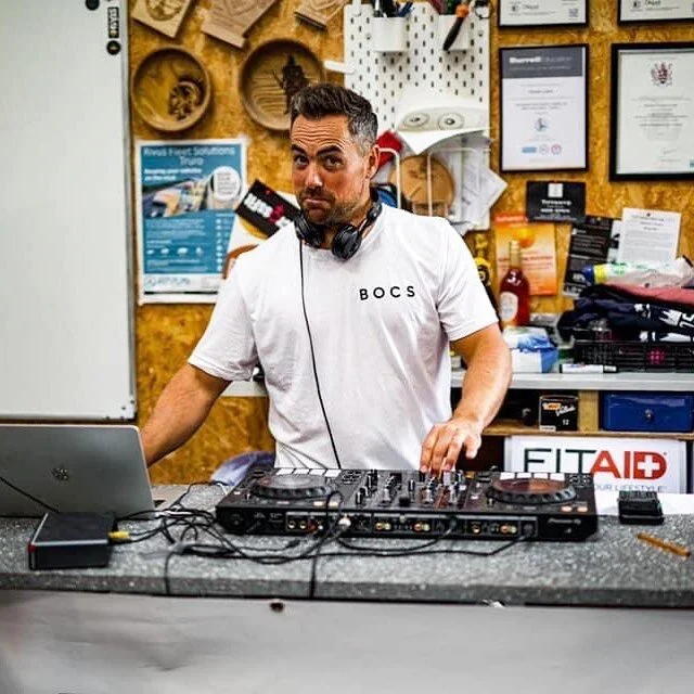 🥳 HAPPY BIRTHDAY Dj 12 inch 🥳 still the right side of 40 😏 Have an epic day 🥳 @crossfit_truro @odawgmcgavern