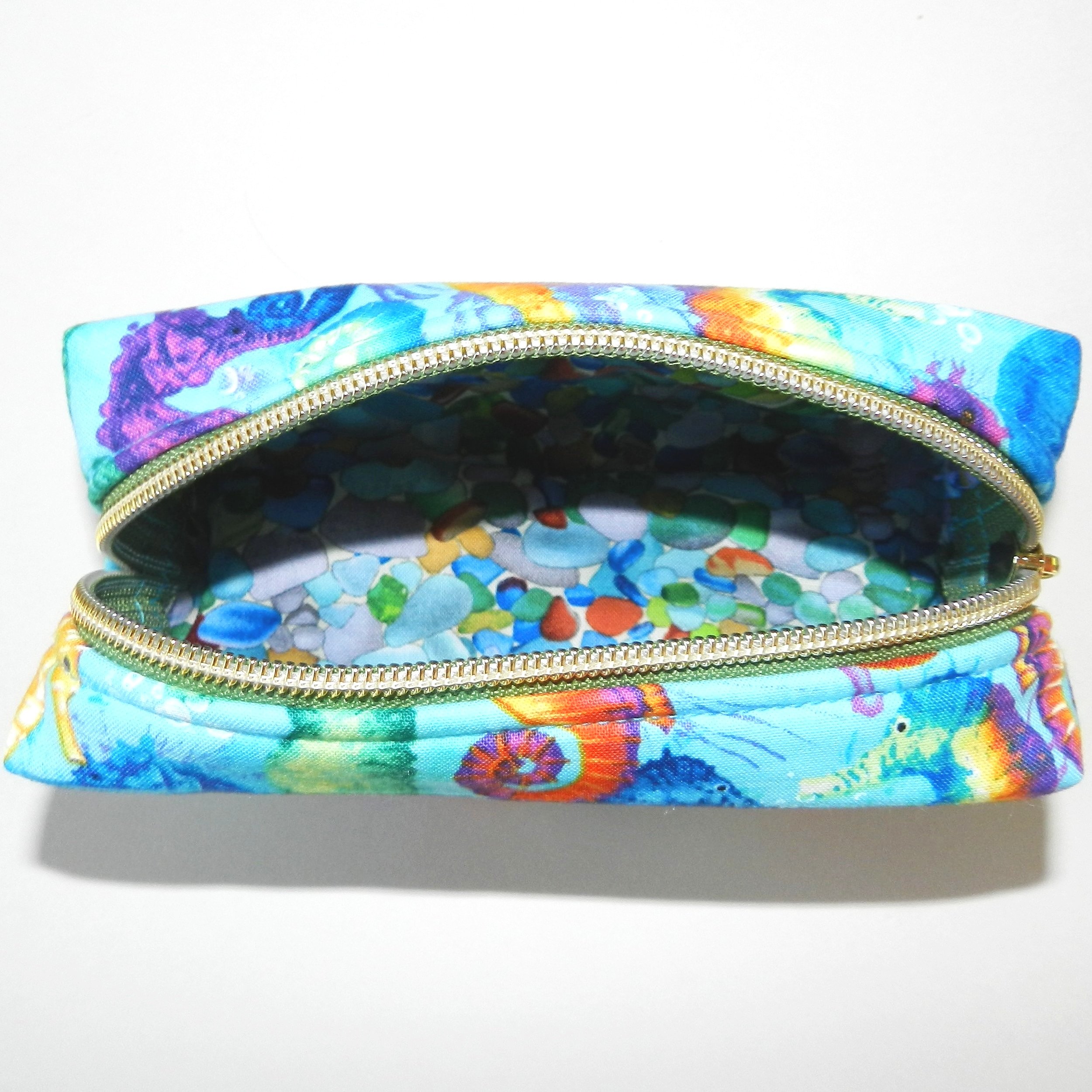 Blue+Multi+Seahorses+Zippered+Case+Interior+View.jpg