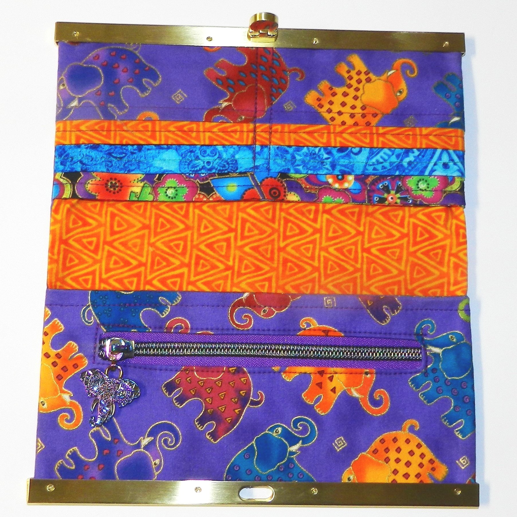 Laurel+Burch+Purple+Multi+Elephants+Diva+Wallet+Interior+View.jpg
