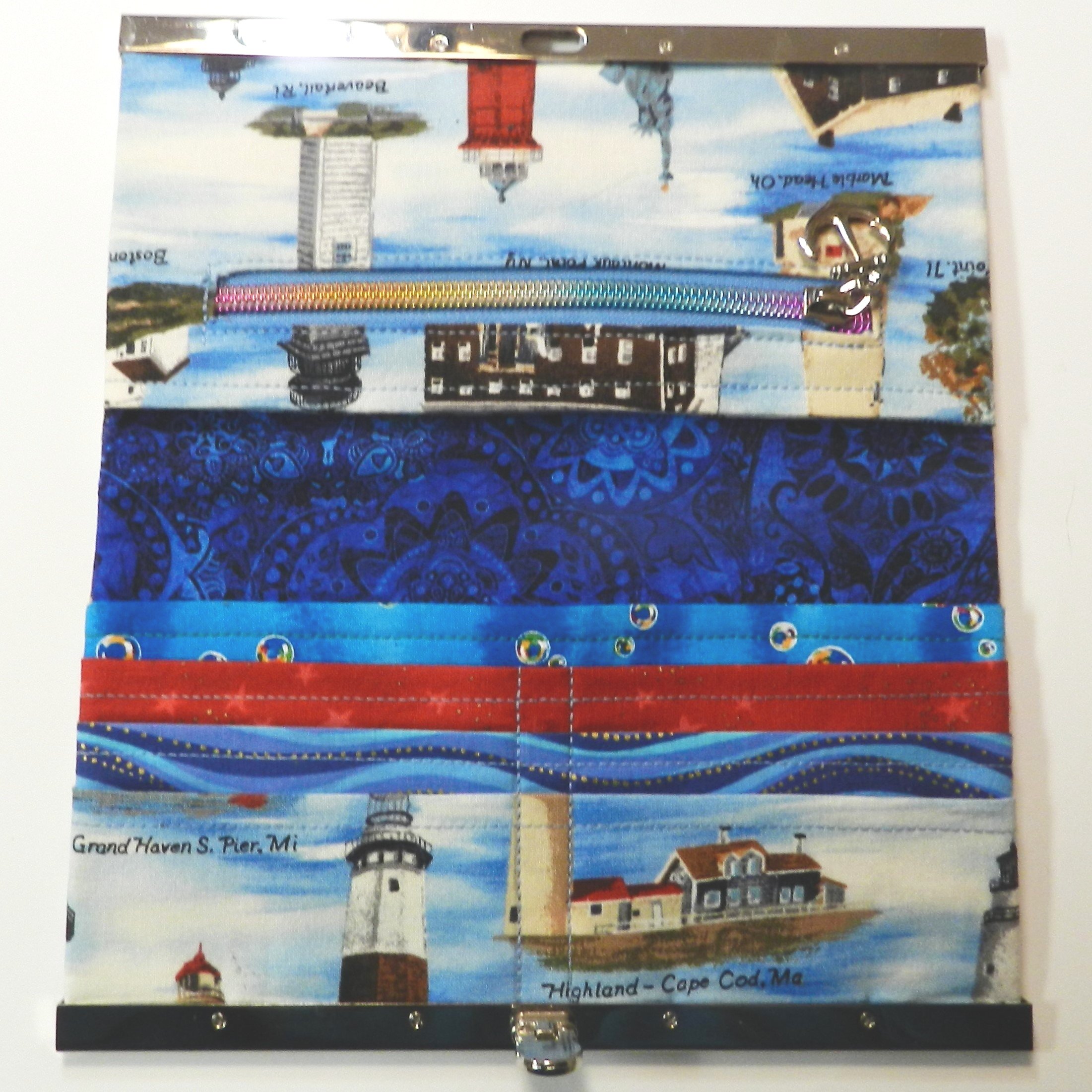 Lighthouses+Diva+Wallet+Interior+View+2.jpg
