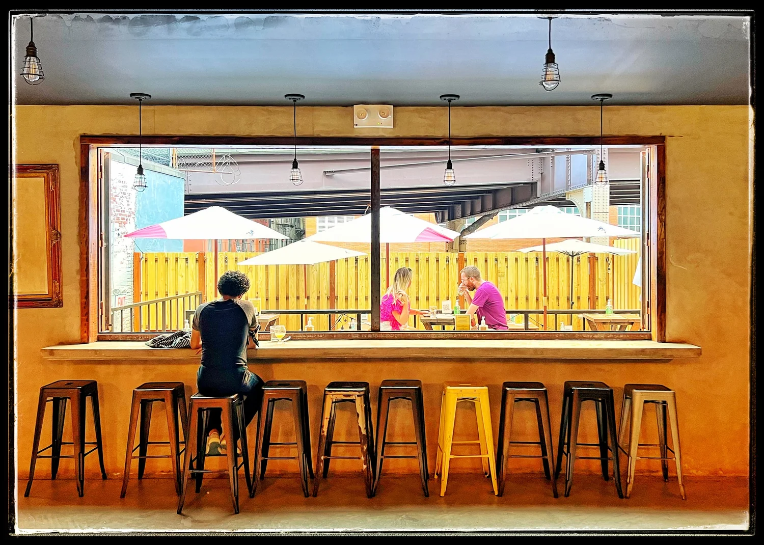 Bar photo 1