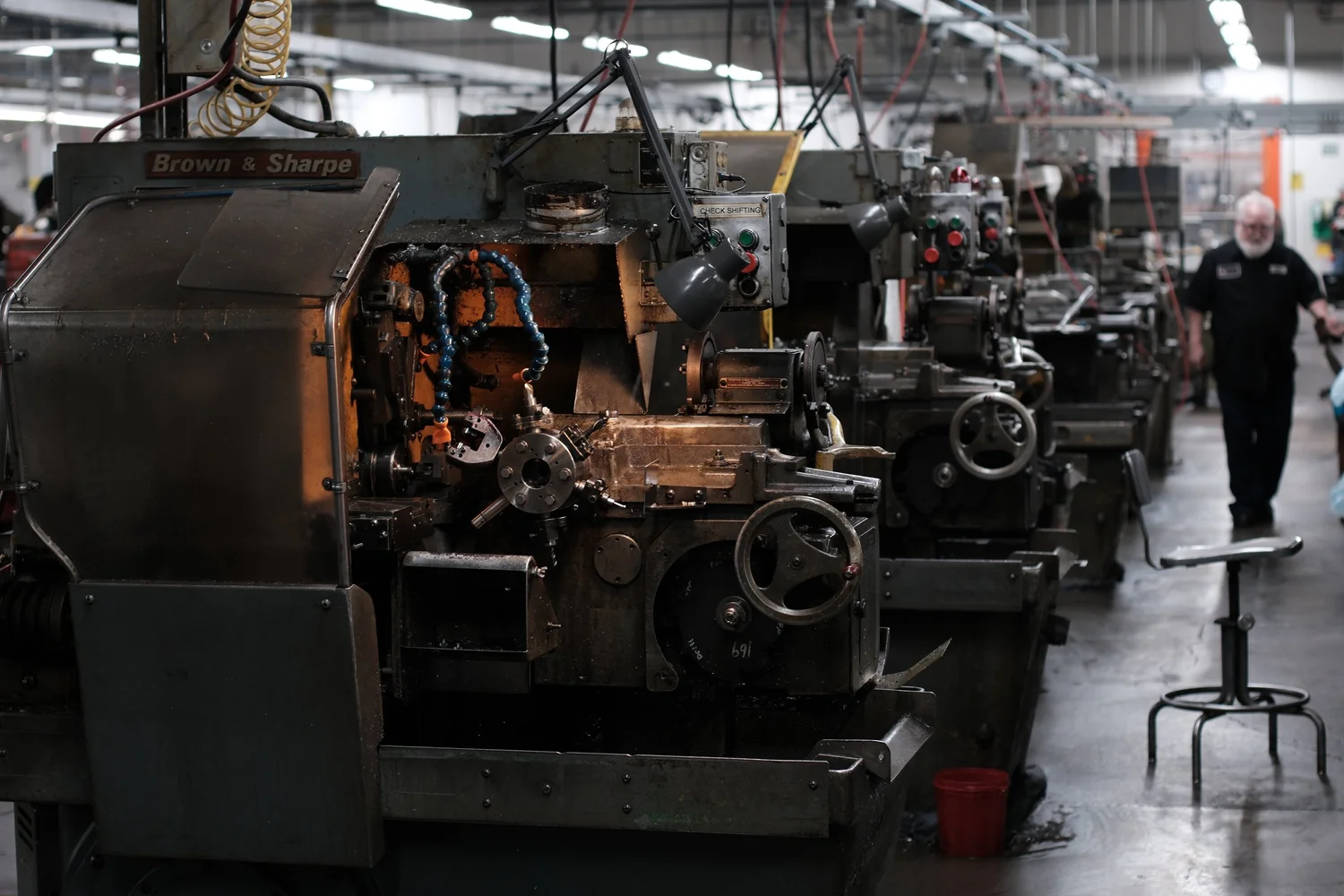 What is an automatic screw machine? — Portland Oregon Precision Swiss