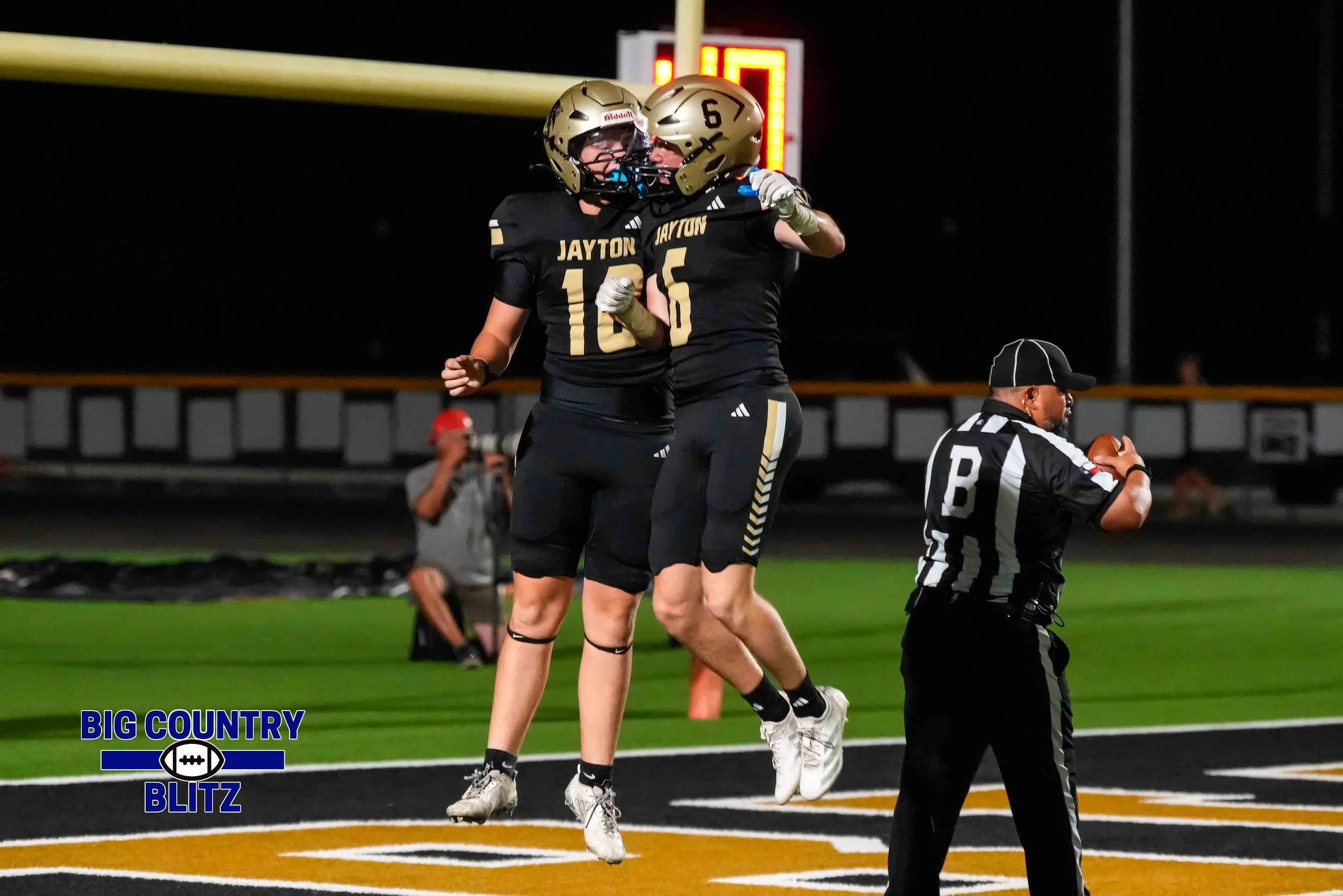 Jayton Opens Season with 71-25 Win Over Robert Lee + Photos