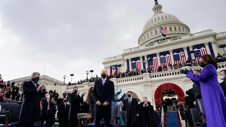 https://akm-img-a-in.tosshub.com/indiatoday/images/breaking_news/202101/Biden_Harris_inauguration__AP__0_1200x768.jpeg?0do7pmvWuXMWjVyNckNXqESxZV0TIShw&size=770:433