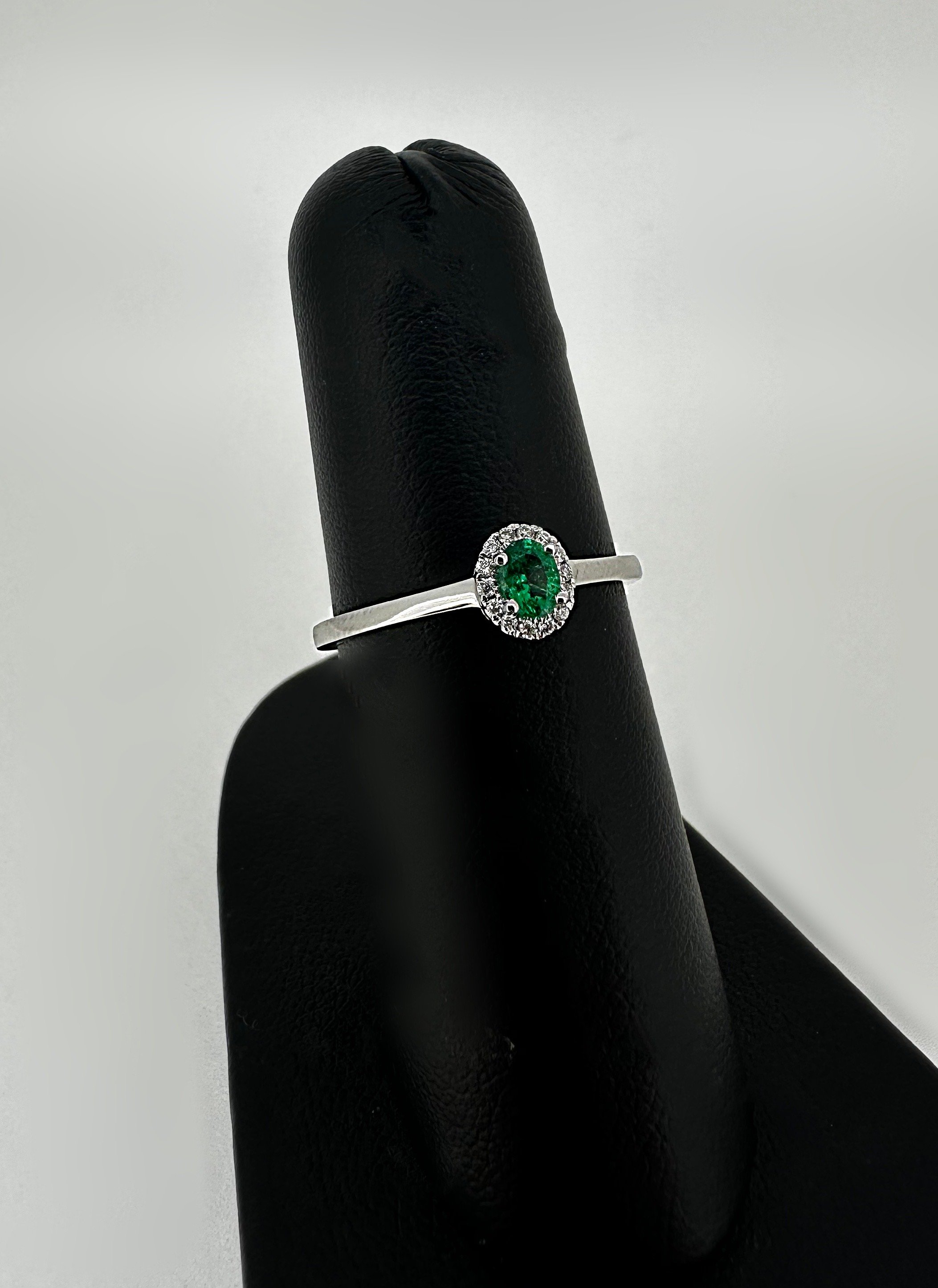 em ring single.jpeg