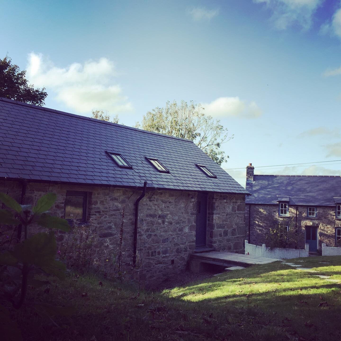 A few photos of a recently completed Grade 2 listed mill conversion for the Newport Castle estate in Pembrokeshire.  #listedbuildings #millconversion #westwales #pembrokeshire #pembrokeshirecoast #pembrokeshirearchitect #cardiganarchitect #welshschoo