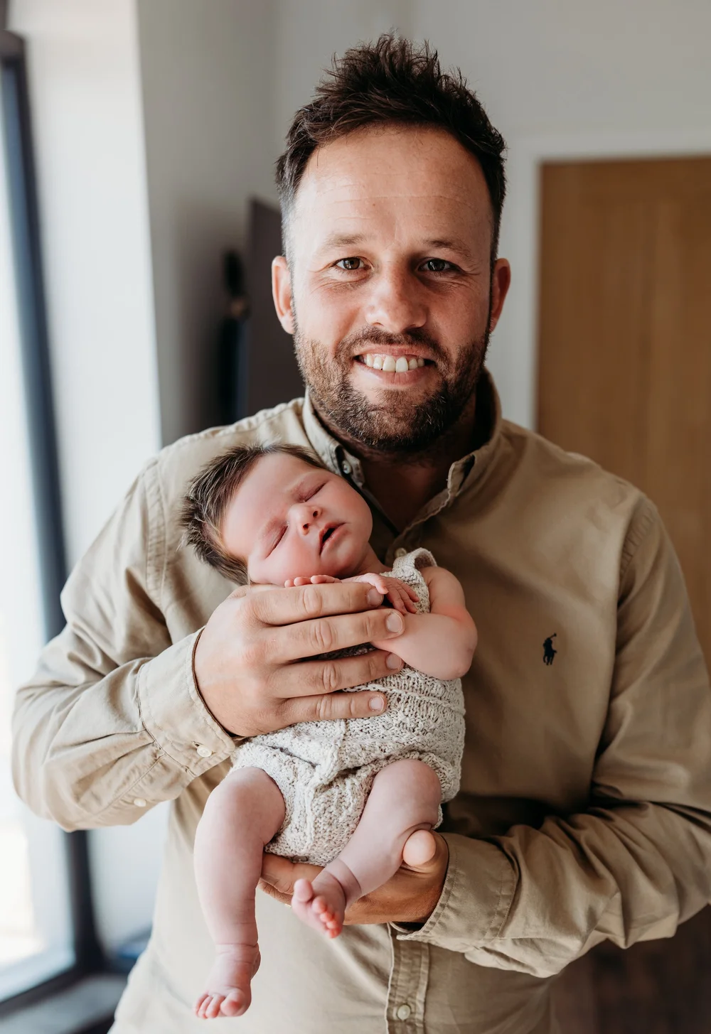 Relaxed natural newborn photoshoot Pembrokeshire