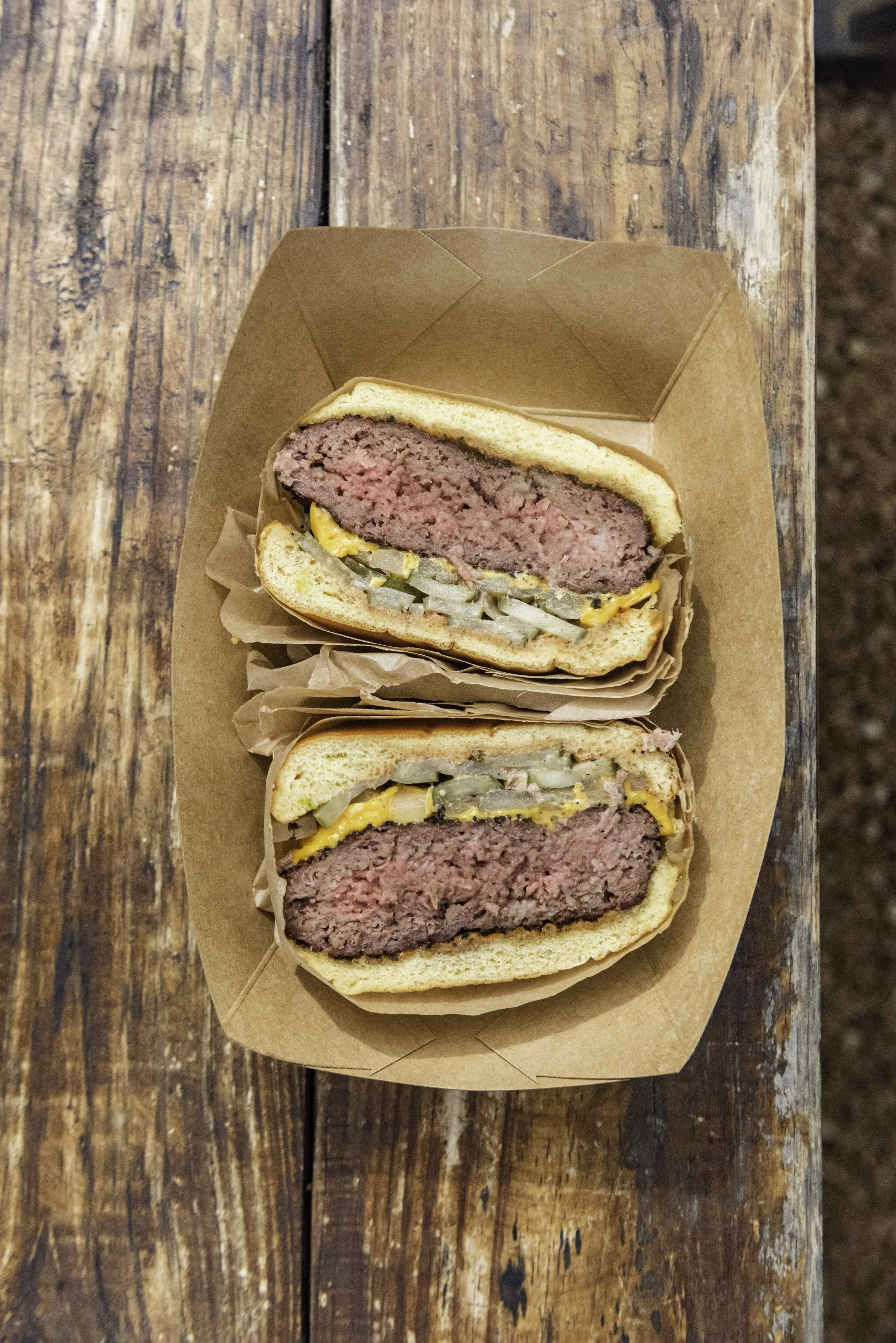 L&amp;L Burger