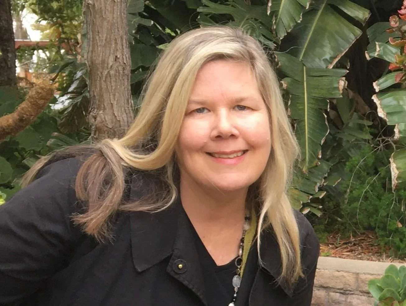 Laura Potts-Wirht, President
(president@uusavannah.org)