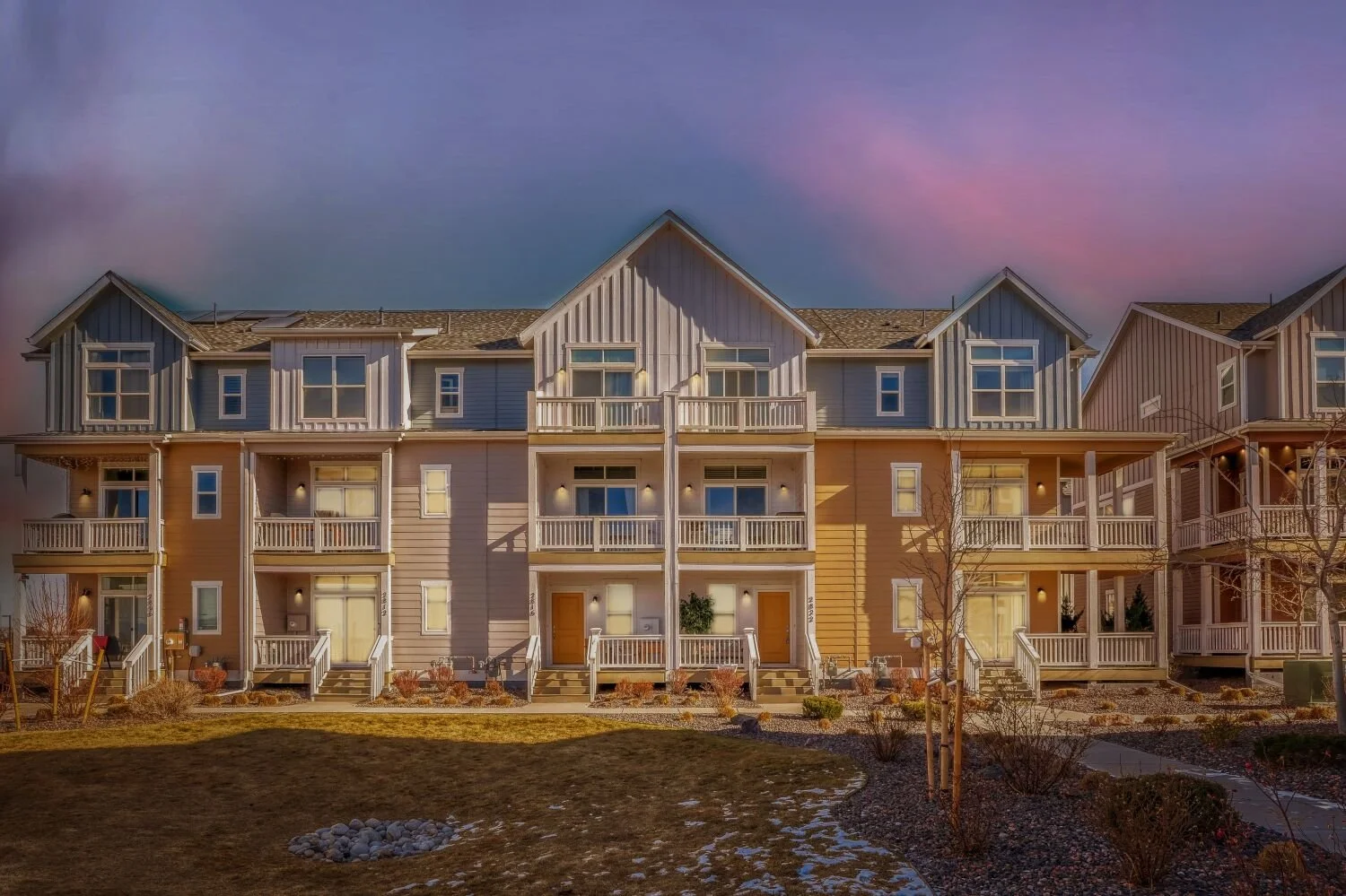 2826 S Fox Ct - Web Quality - 049 - 49 Exterior Front.jpg