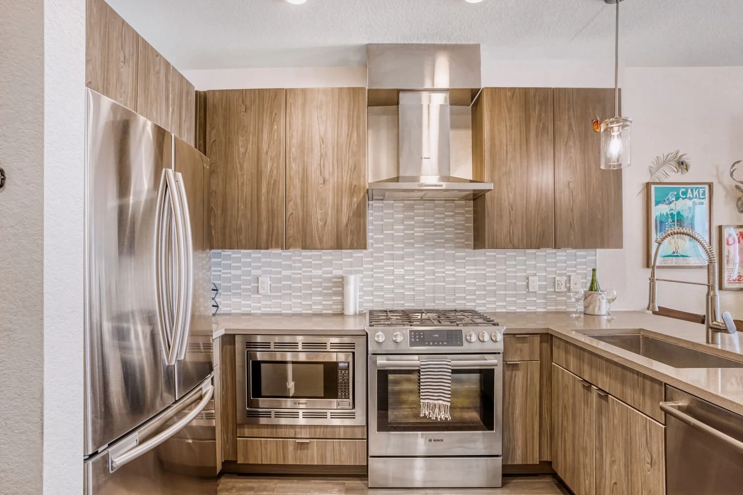 1616 s broadway 218 - Web Quality - 013 - 13 Kitchen.jpg