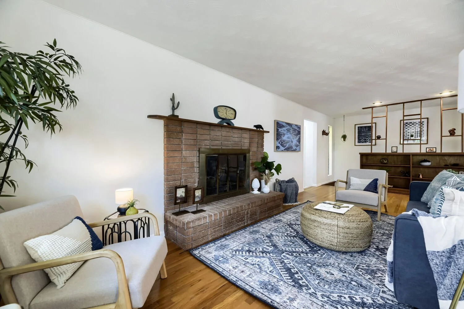 3326 S Verbena Ct - Web Quality - 008 - 08 Living Room.jpg