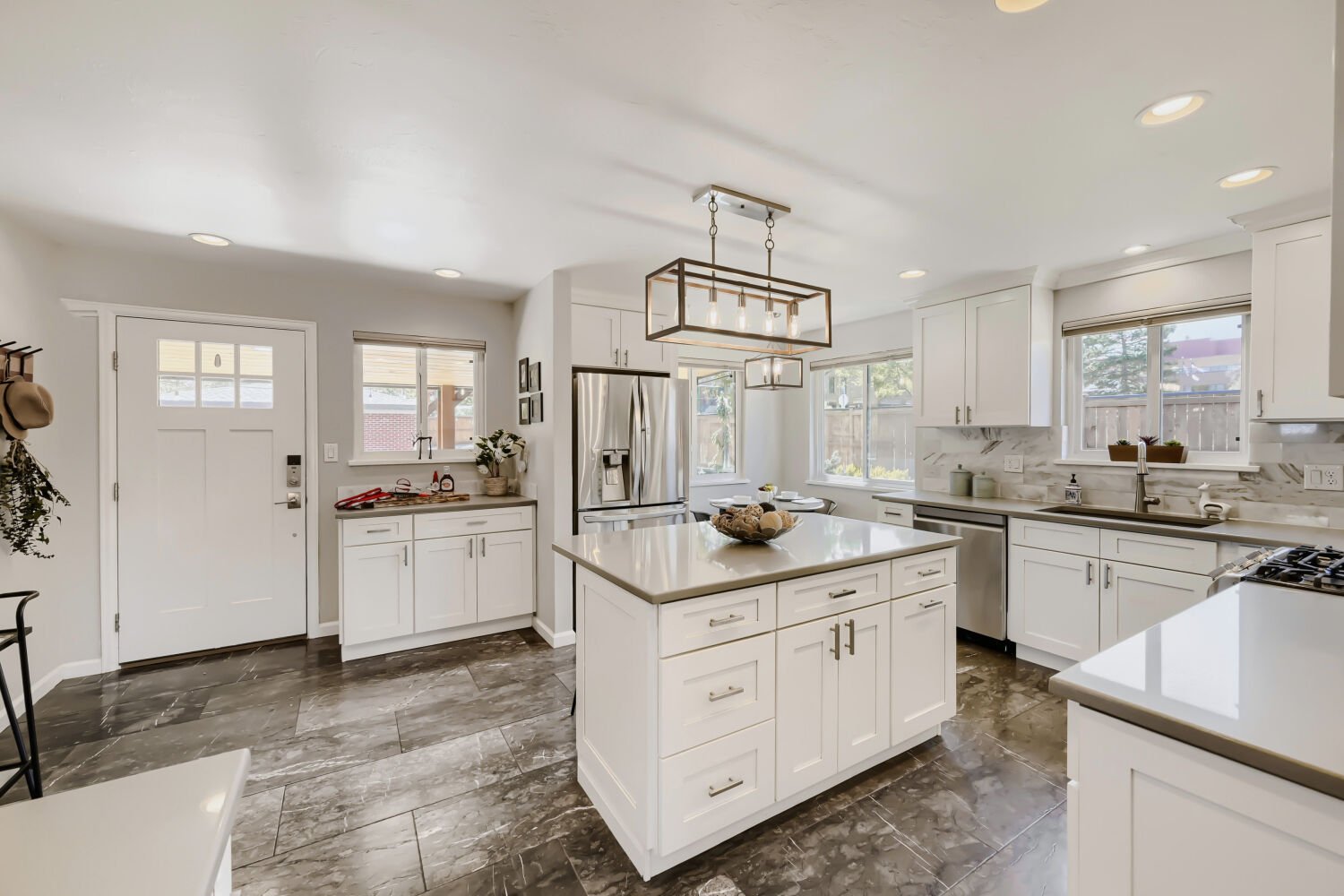 7890 w 59th ave - Web Quality - 011 - 11 Kitchen.jpg