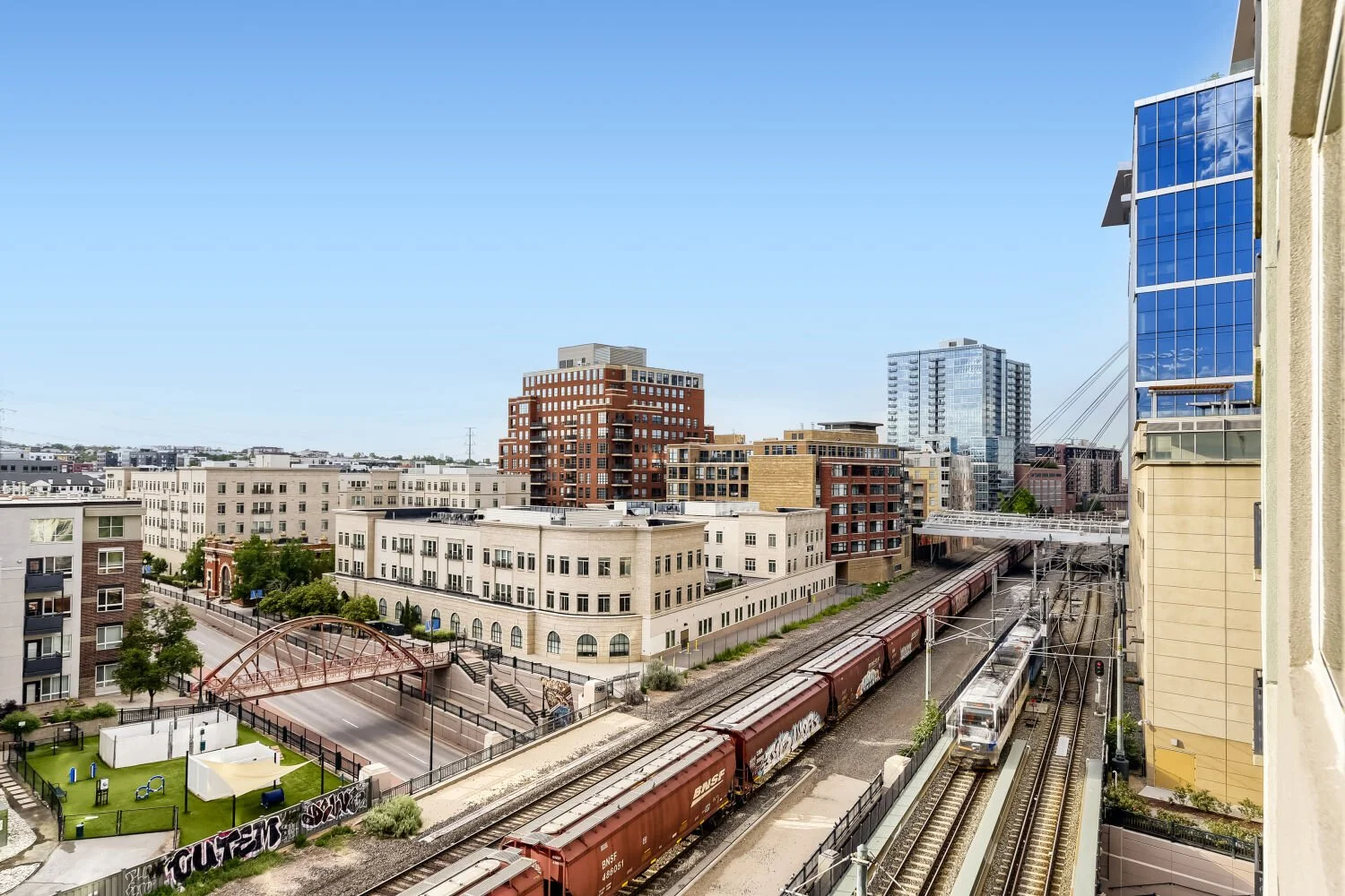 1475 Delgany St #608 - Web Quality - 028 - 28 Views.jpg