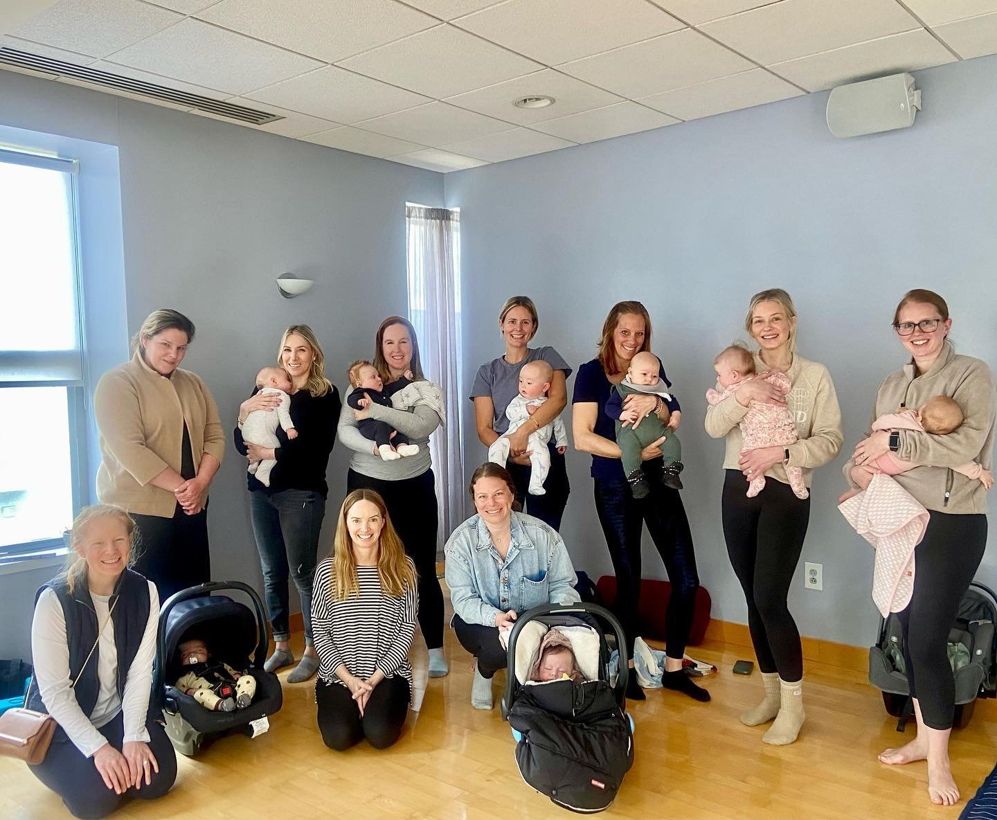 #greenwichmoms circling for 6 weeks with #postpartumdoula @mamatotowellness 
The May circle is open for sign up! Grab your spot 💕
Hosted @kaiayoga