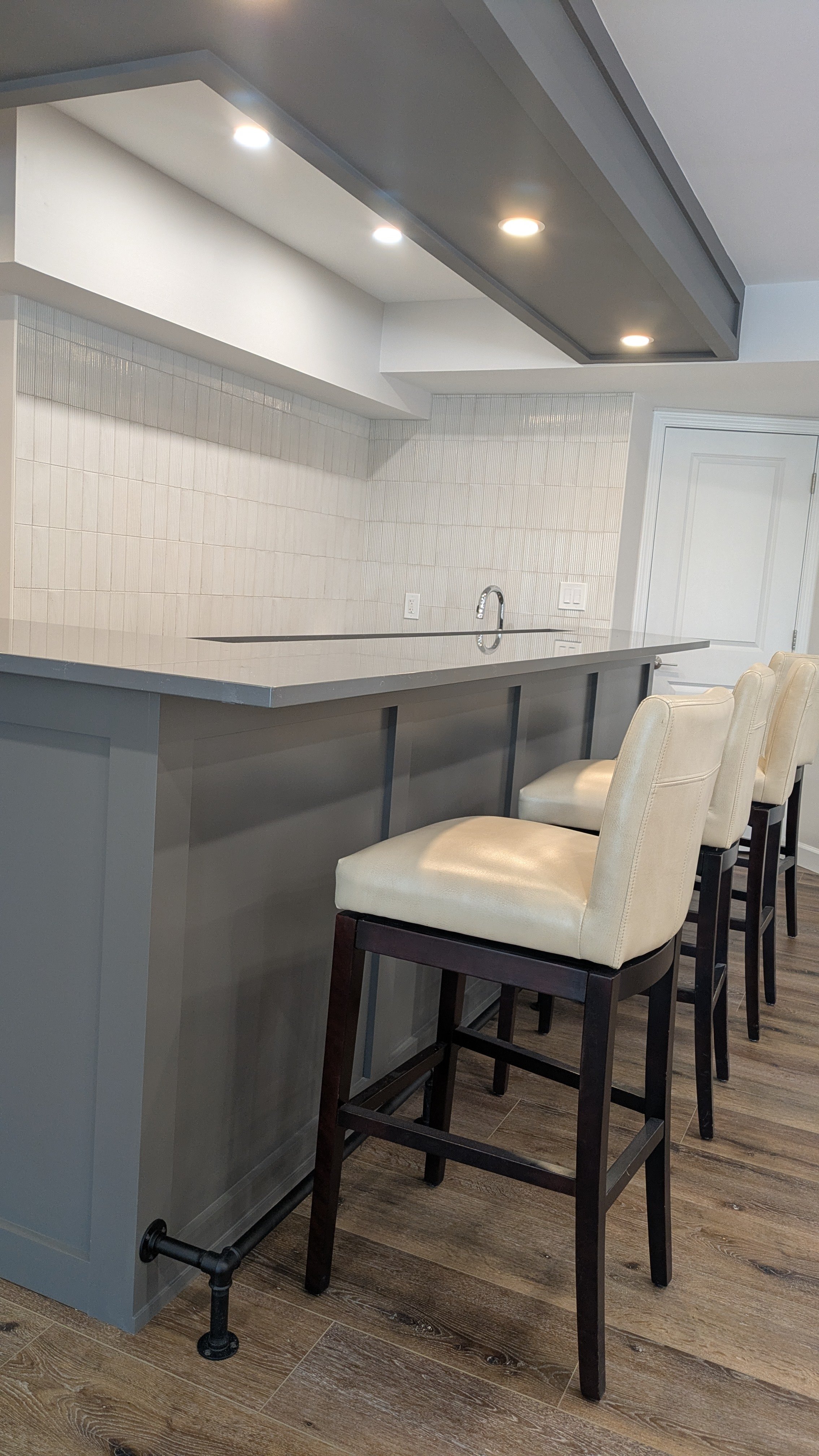 BASEMENT CUSTOM BAR ISO (17).jpg