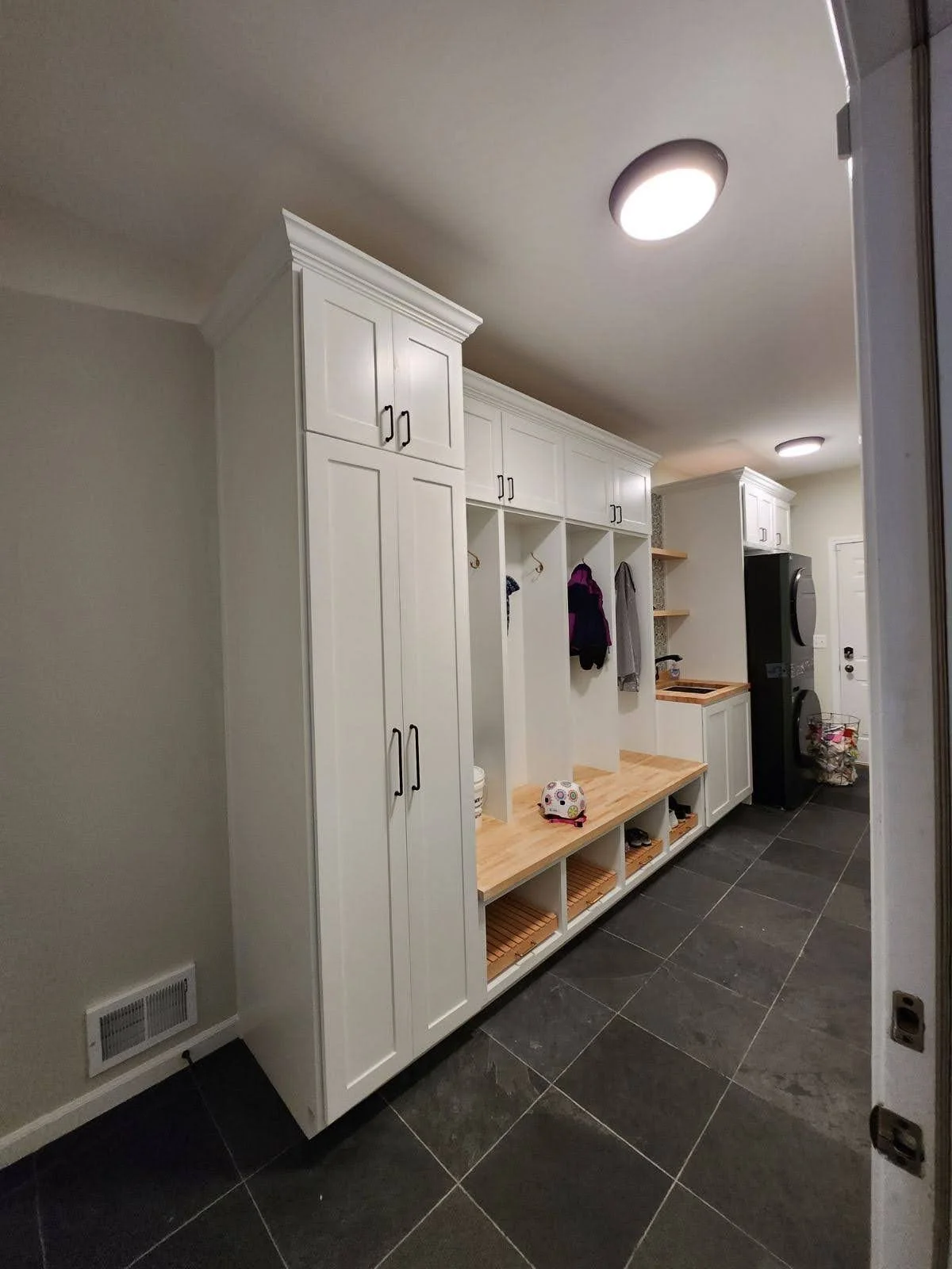 CUSTOM DESIGNED laundry room built-in (4).jpg