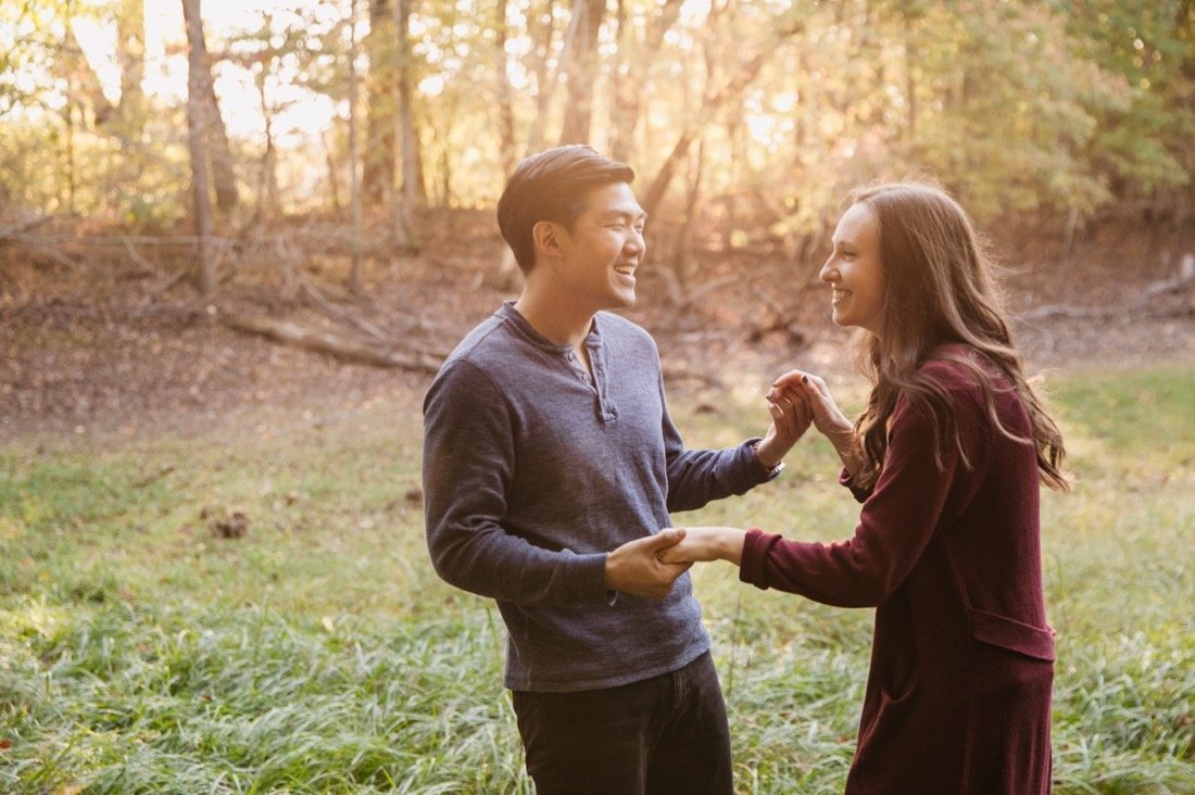 14_Columbia-Baltimore-Maryland-forest-lake-engagement-photos-golden-hour-16.jpg