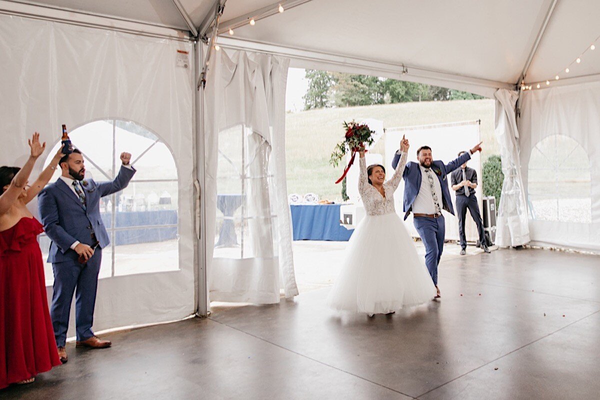 67_frederick-maryland-wedding-photographer-glen-ellen-farm-documentary-fall-143.jpg