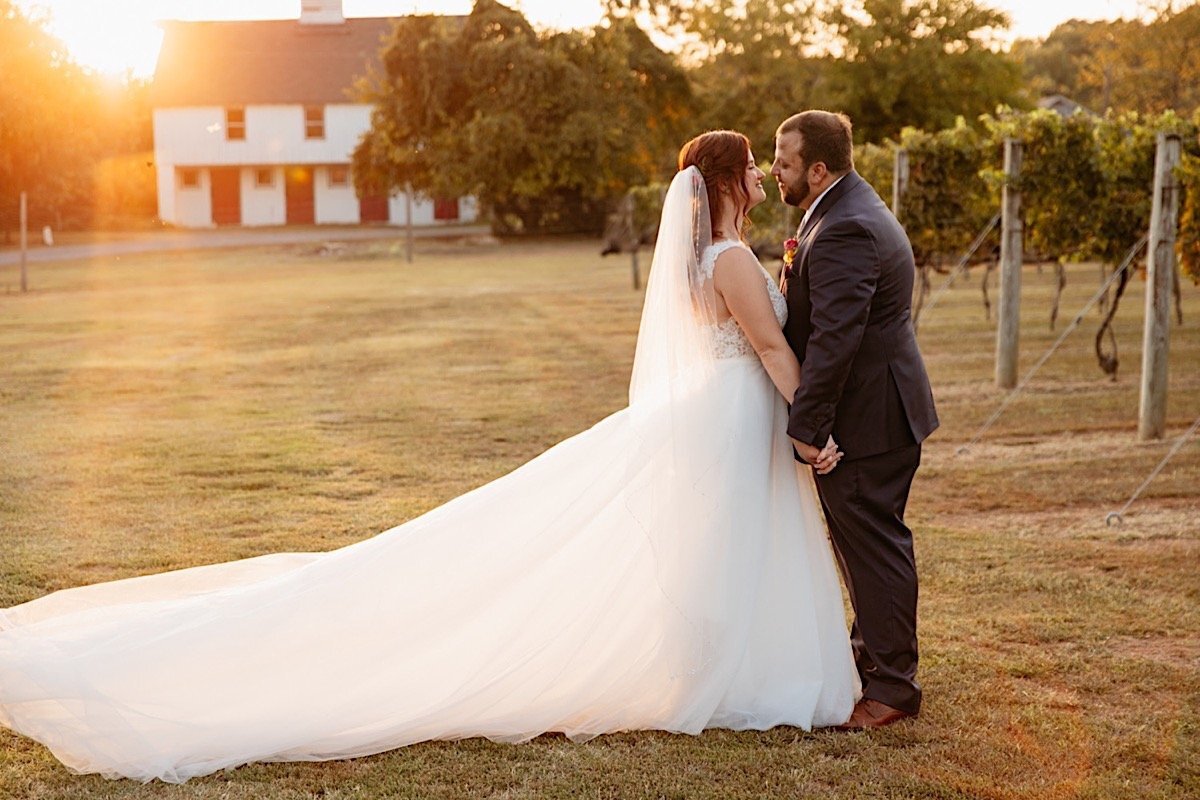 070_cascia-vineyard-winery-kent-island-chesapeake-wedding-photographer-maryland-158.jpg