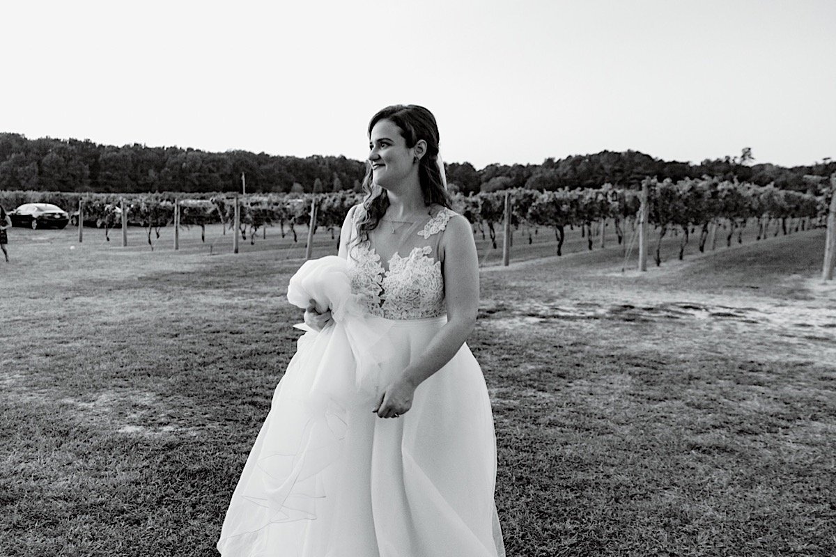 085_cascia-vineyard-winery-kent-island-chesapeake-wedding-photographer-maryland-177.jpg
