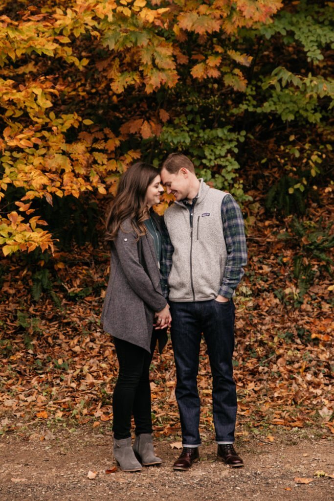 lake-roland-fall-engagement-photos-baltimore-maryland-26-683x1024.jpg