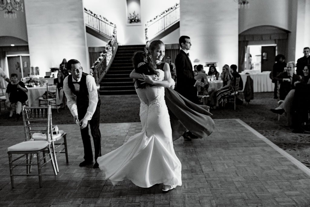 fountains-wedding-center-salisbury-maryland-wedding-photographer-61-1024x683.jpg