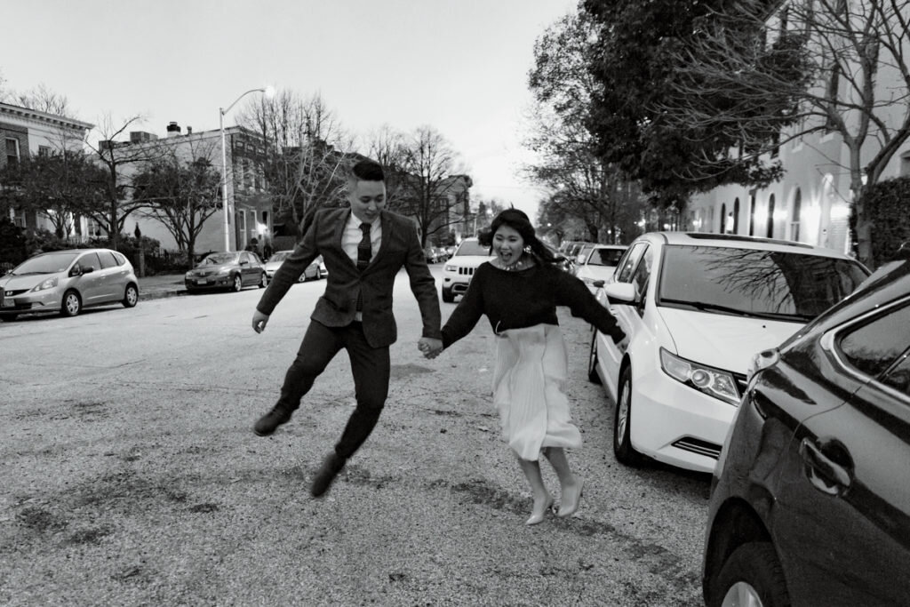 federal-hill-park-baltimore-maryland-engagement-wedding-photos-34-1024x683.jpg