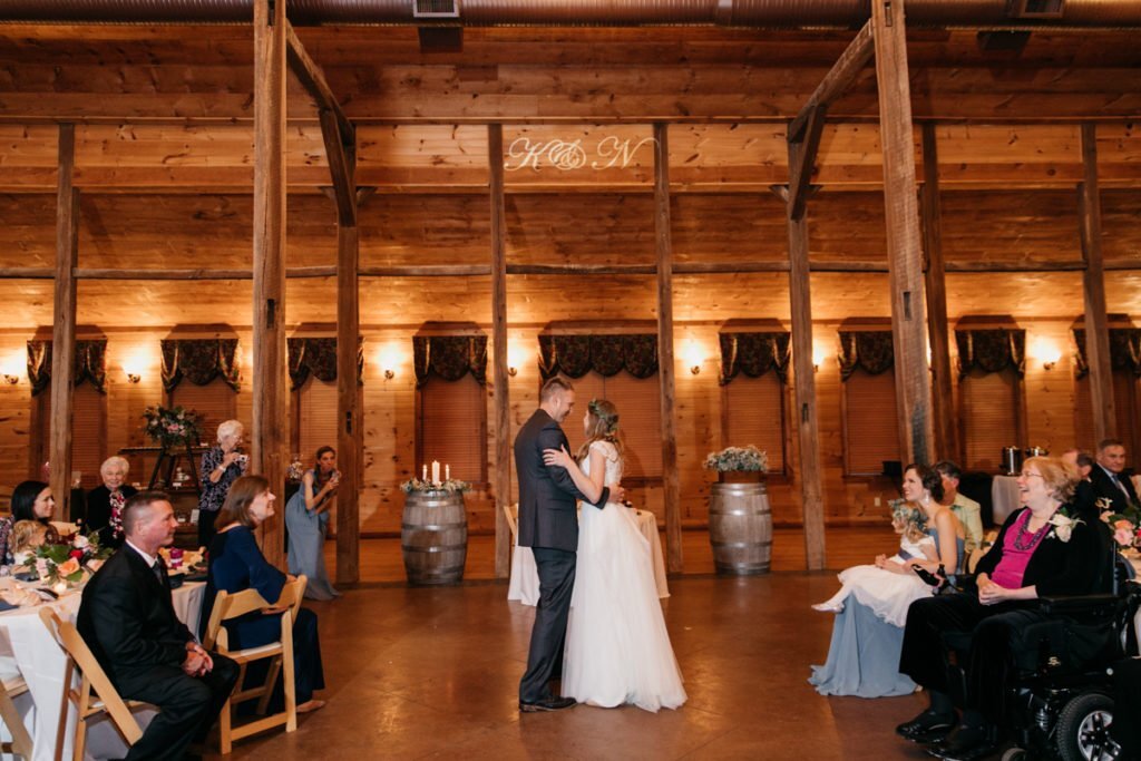 liganore-winery-frederick-maryland-natural-wedding-photography-75-1024x683.jpg