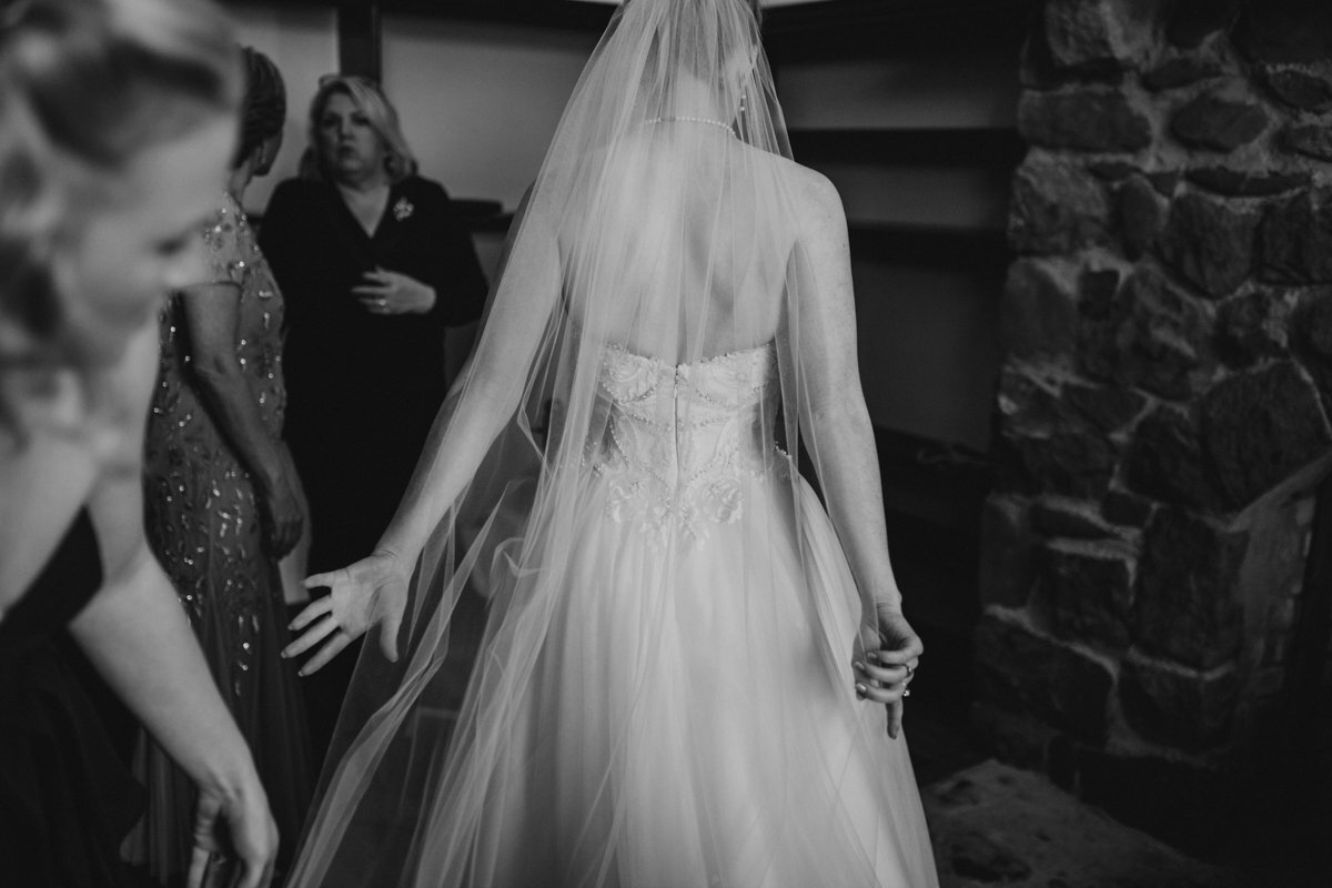 carroll-baldwin-hall-documentary-natural-maryland-wedding-photography-46.jpg