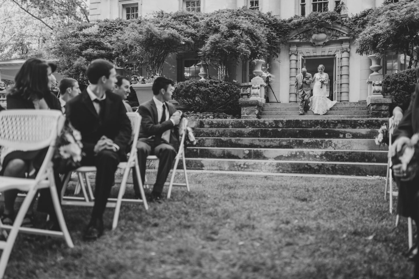 liriodendron-mansion-outdoor-wedding-artistic-creative-wedding-photography-28.jpg